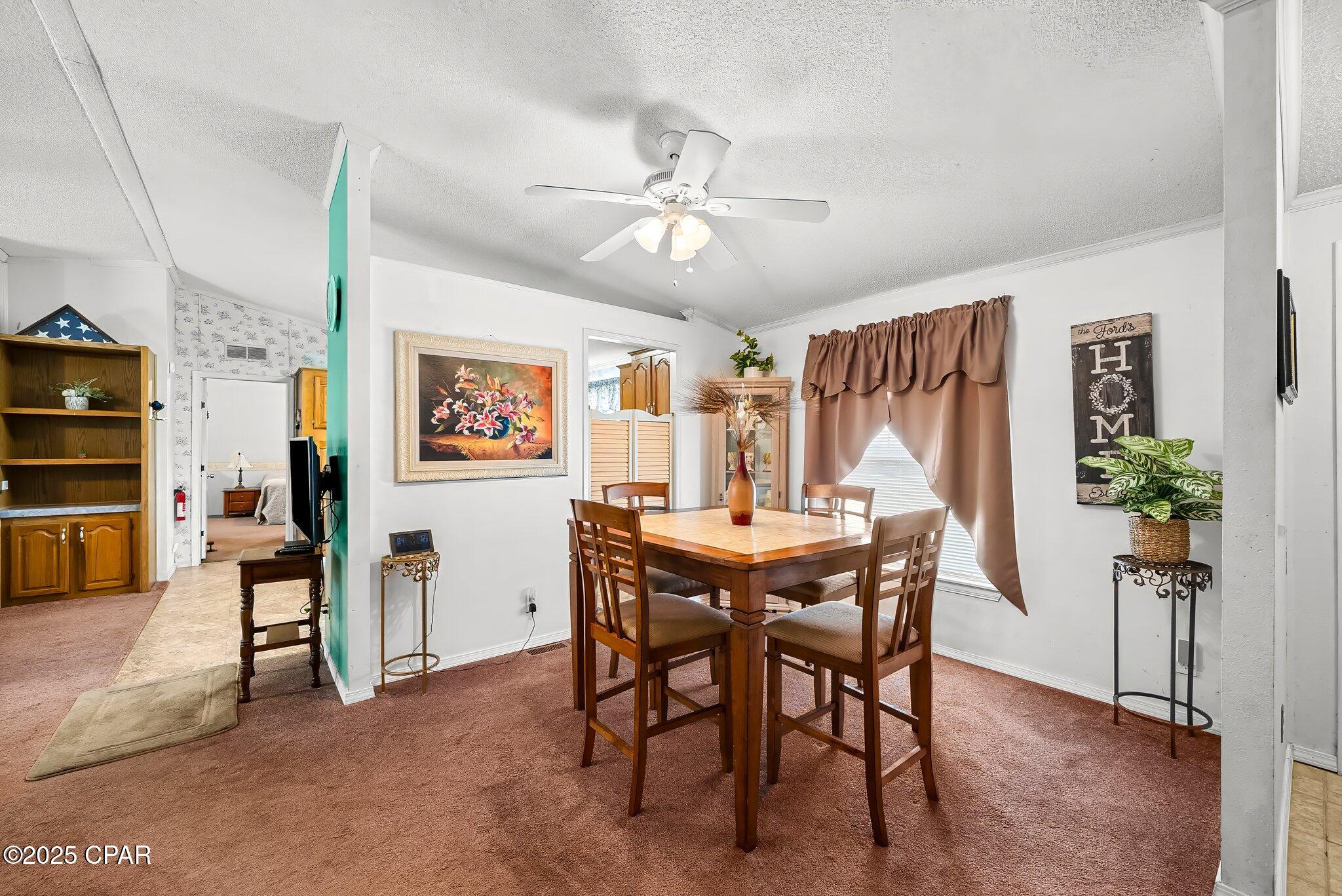 9739 Creek Bank Drive, Youngstown, Florida image 18