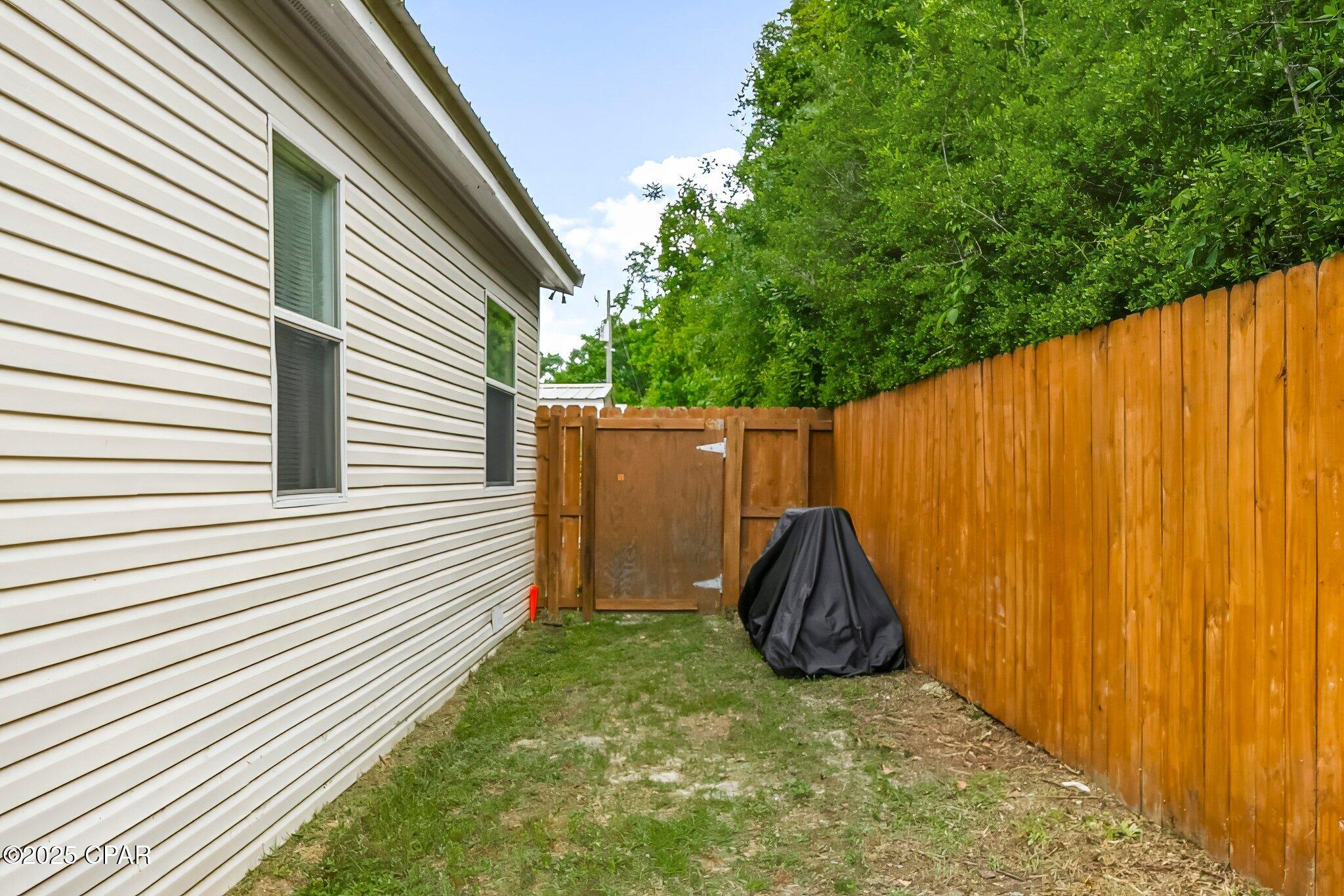 Image 35 For 9739 Creek Bank Drive