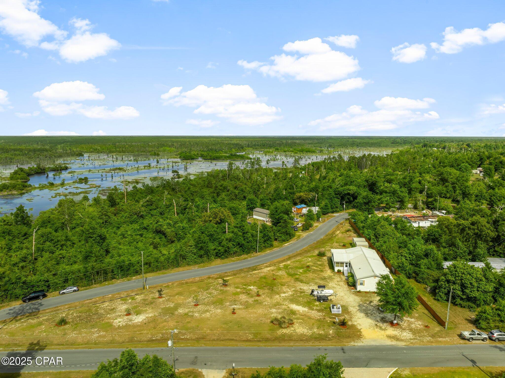 9739 Creek Bank Drive, Youngstown, Florida image 38