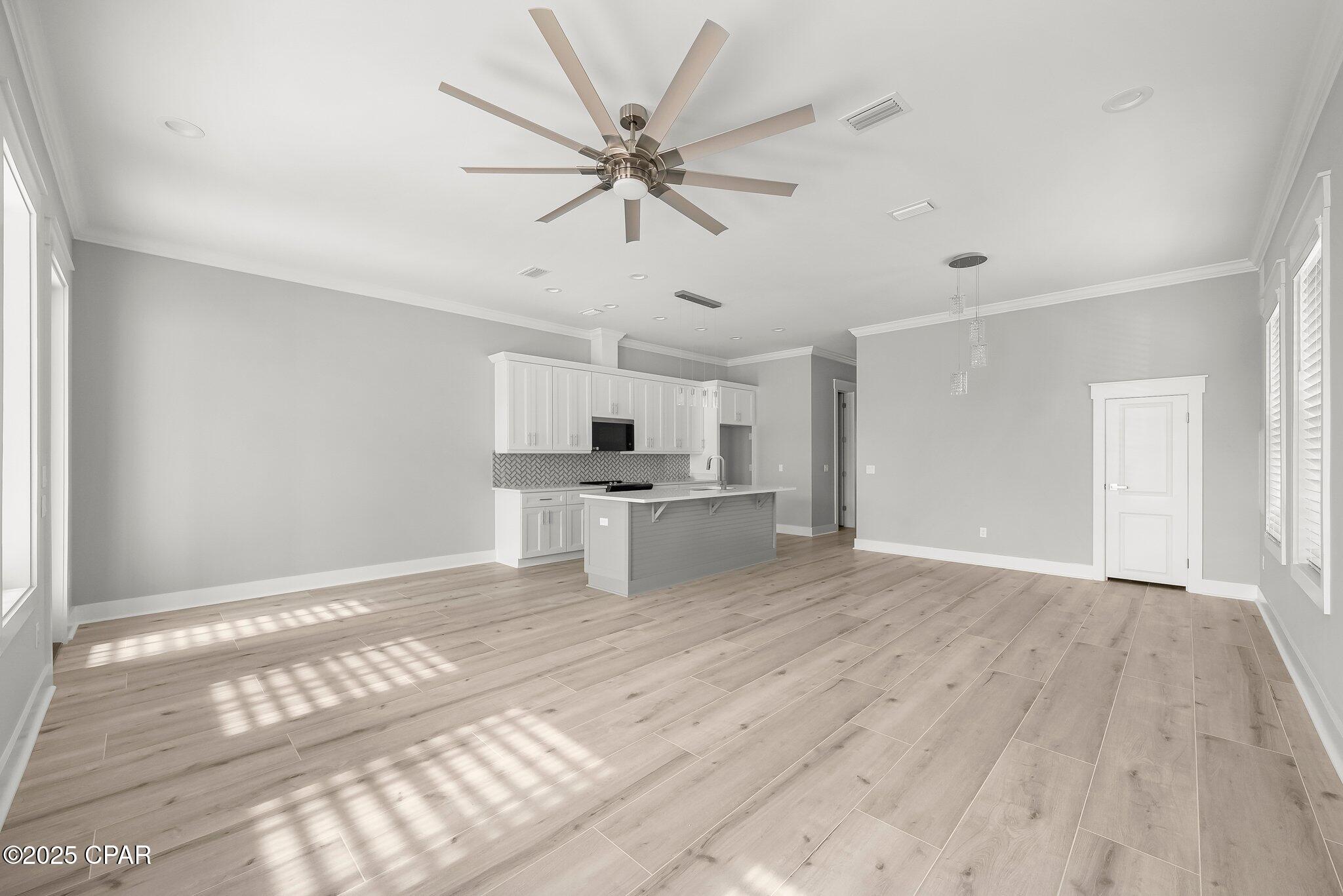 Image 12 For 232 San Vincente Street B