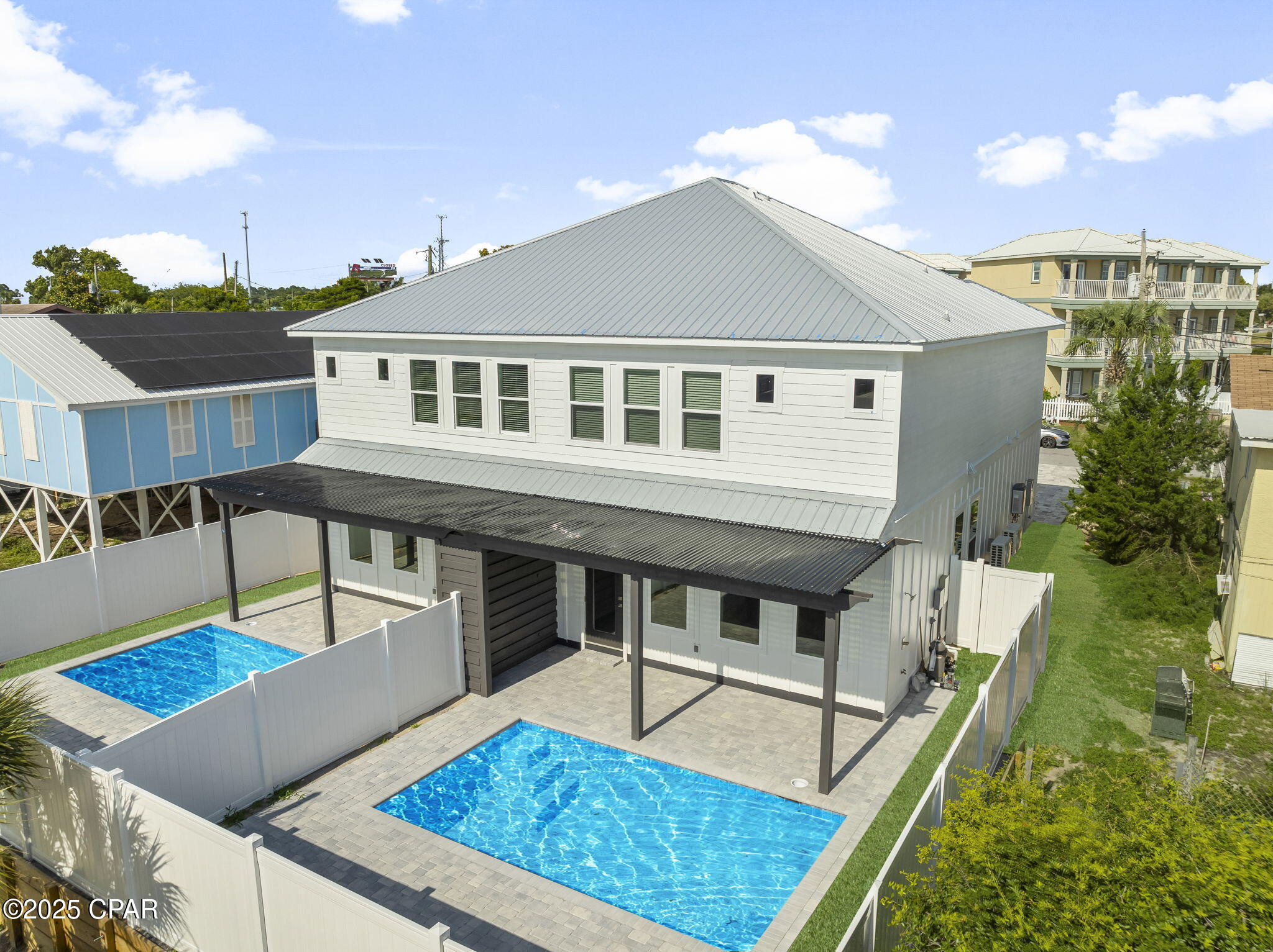 Image 4 For 232 San Vincente Street B