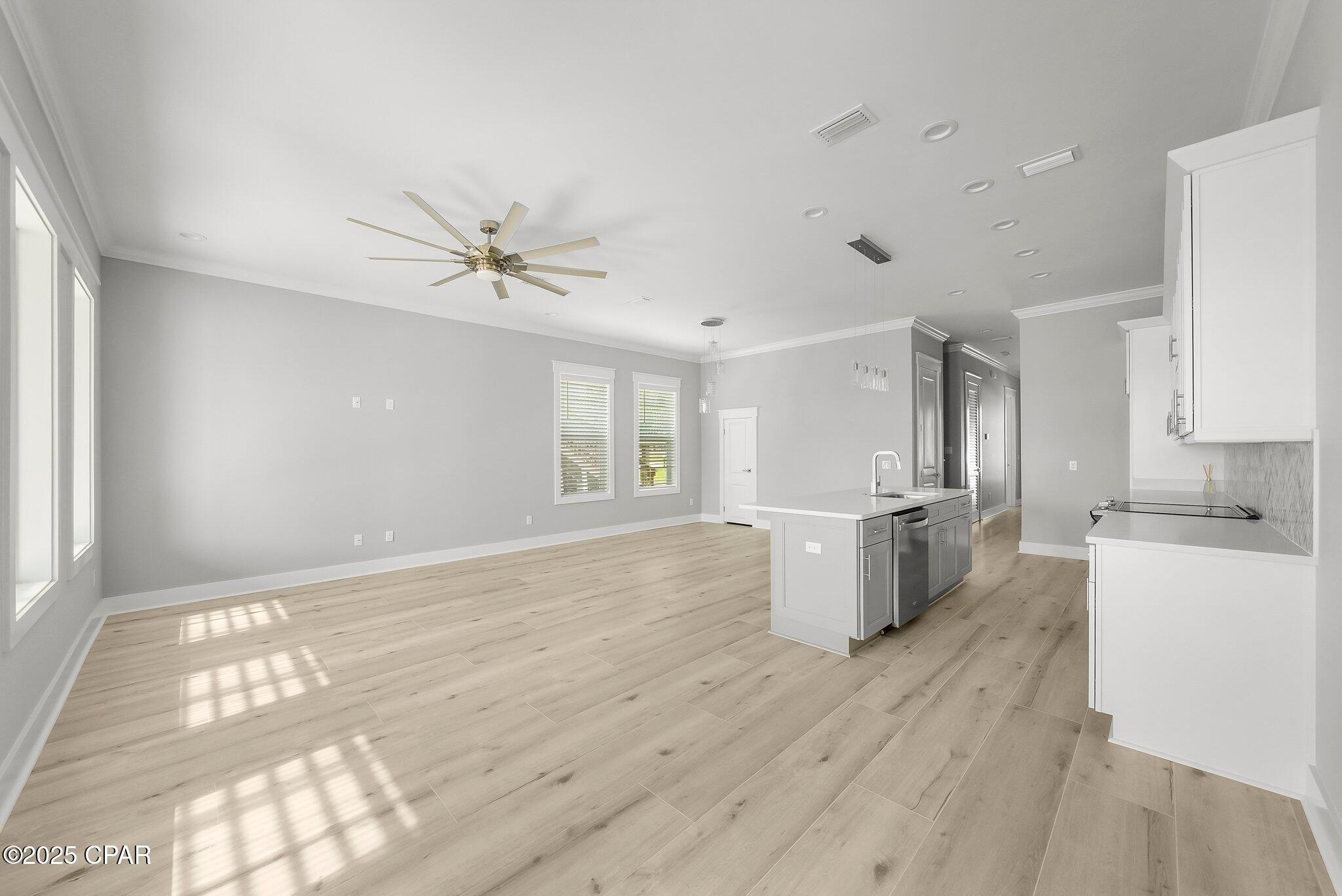 Image 12 For 232 San Vincente Street A-b