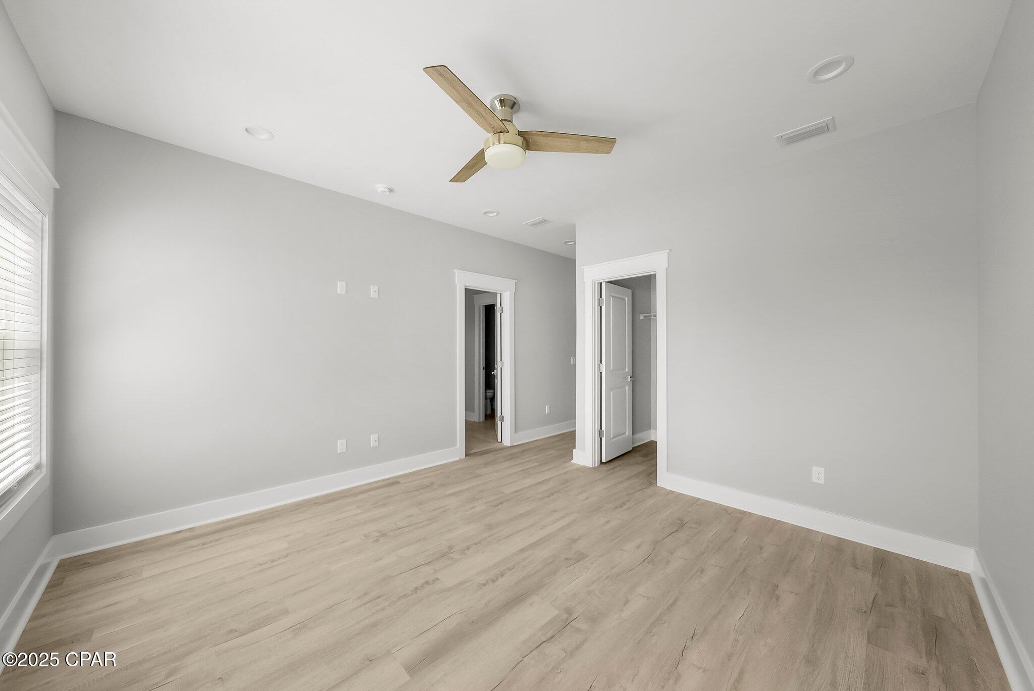 Image 33 For 232 San Vincente Street A-b
