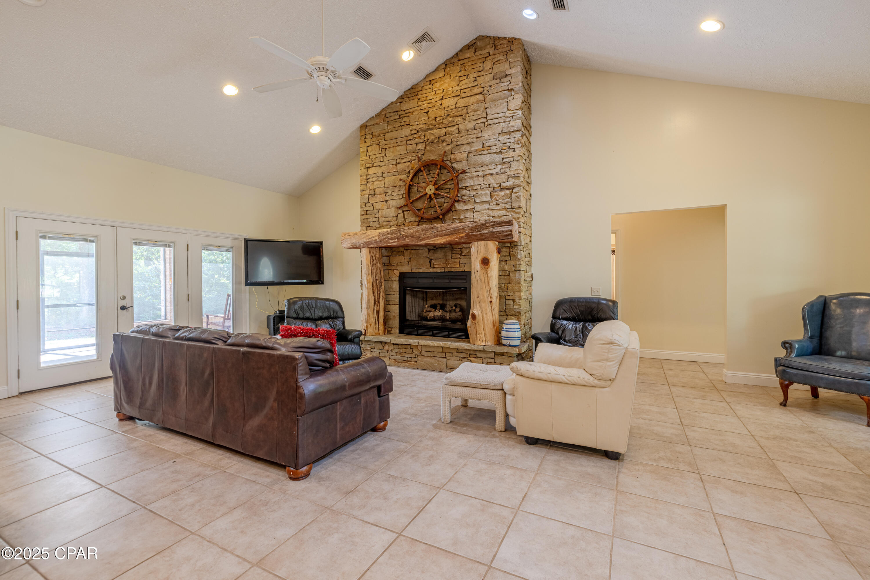 4187 Shell Landing Road, Vernon, Florida image 3