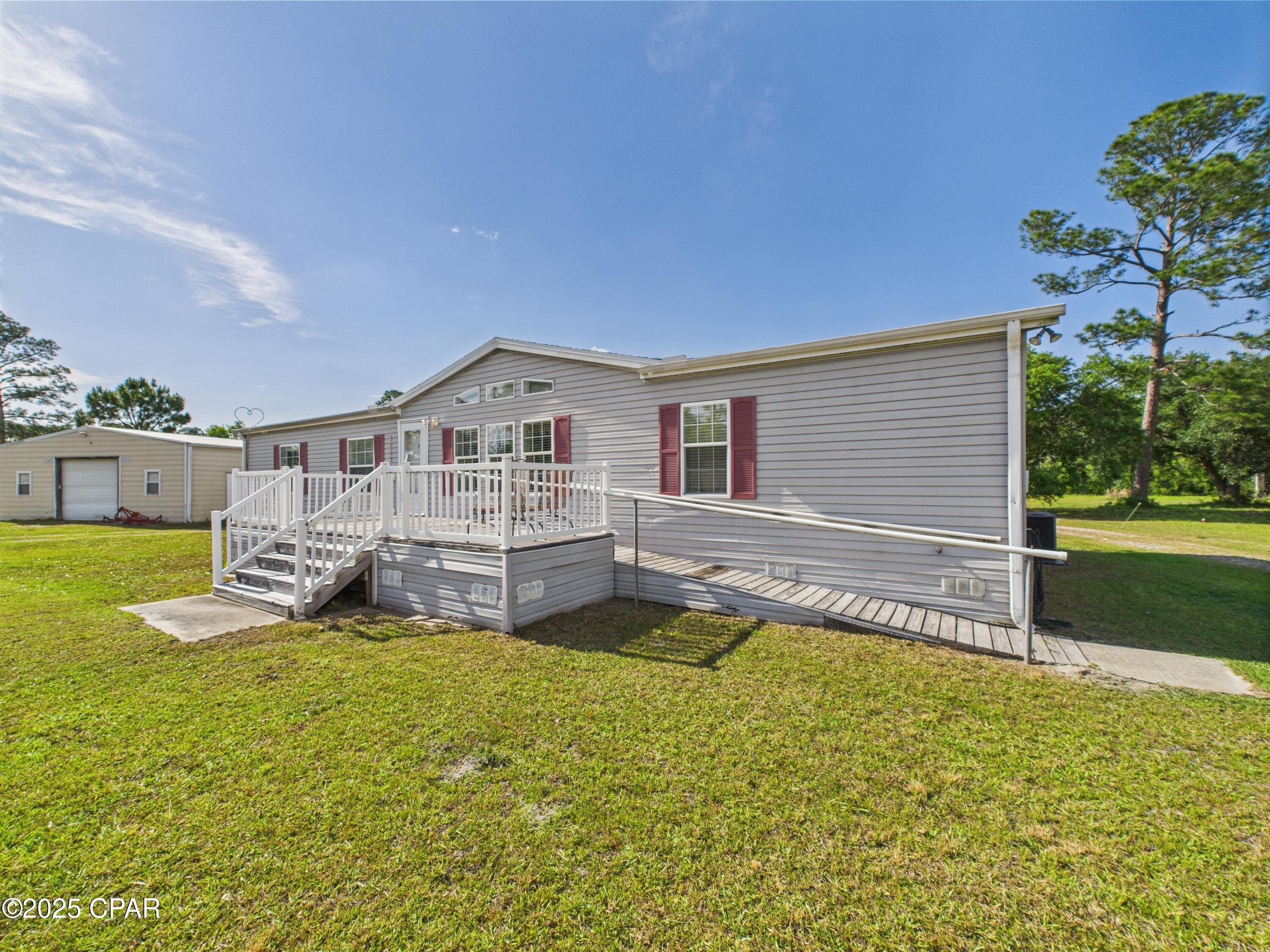 14224 Enfinger Road, Youngstown, Florida image 1