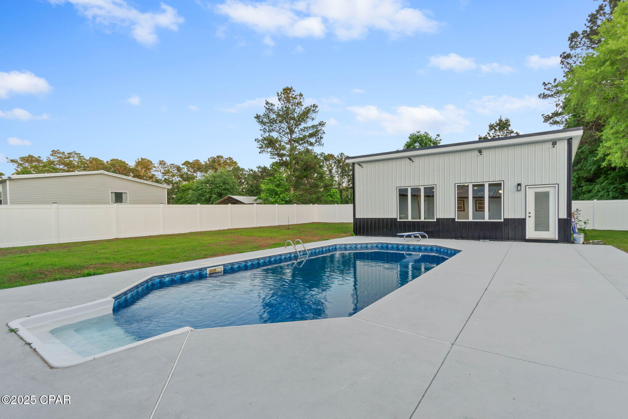 3429 Spoolmill Road, Vernon, Florida image 2