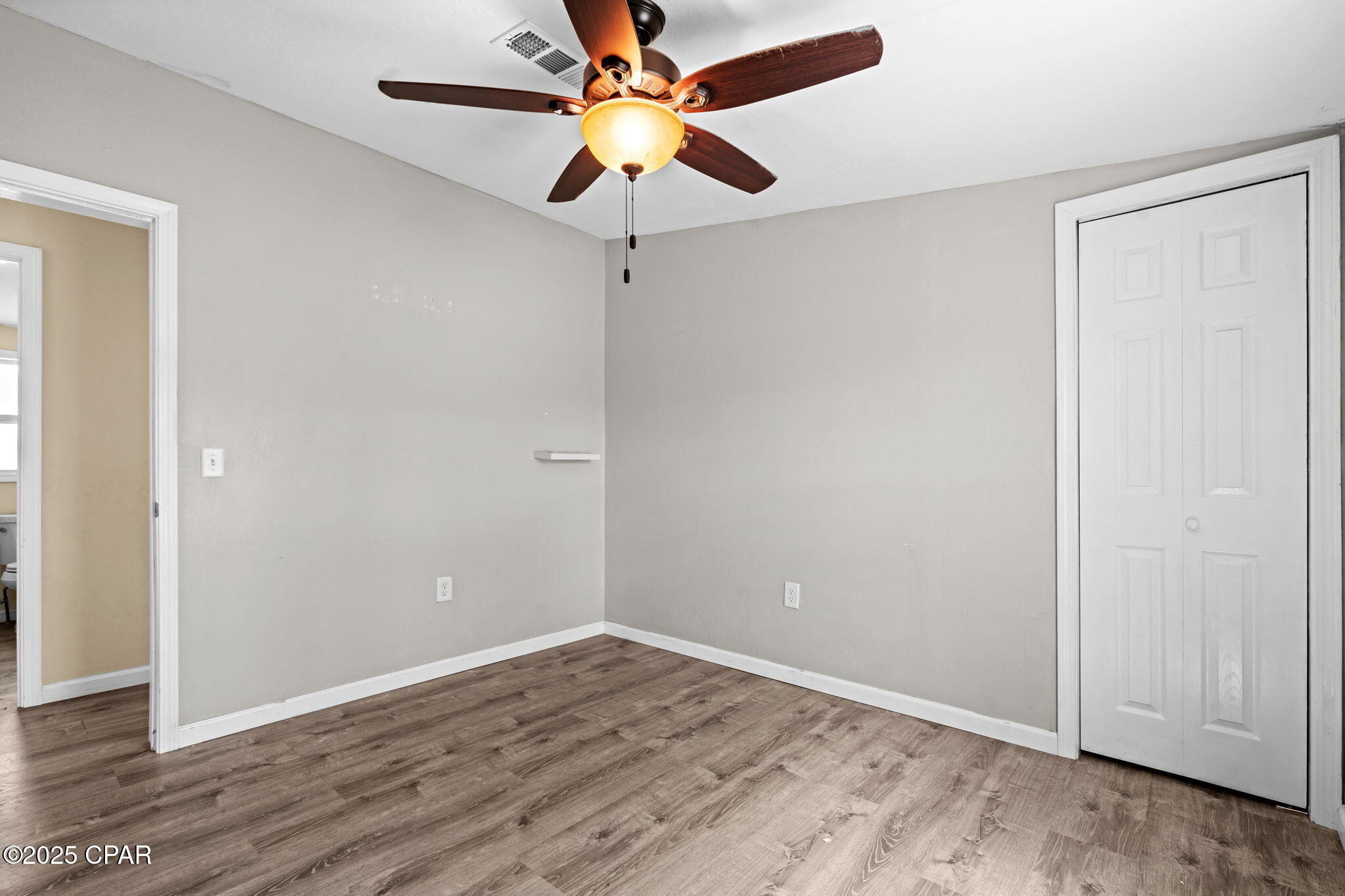 6109 Shannon Circle, Youngstown, Florida image 14