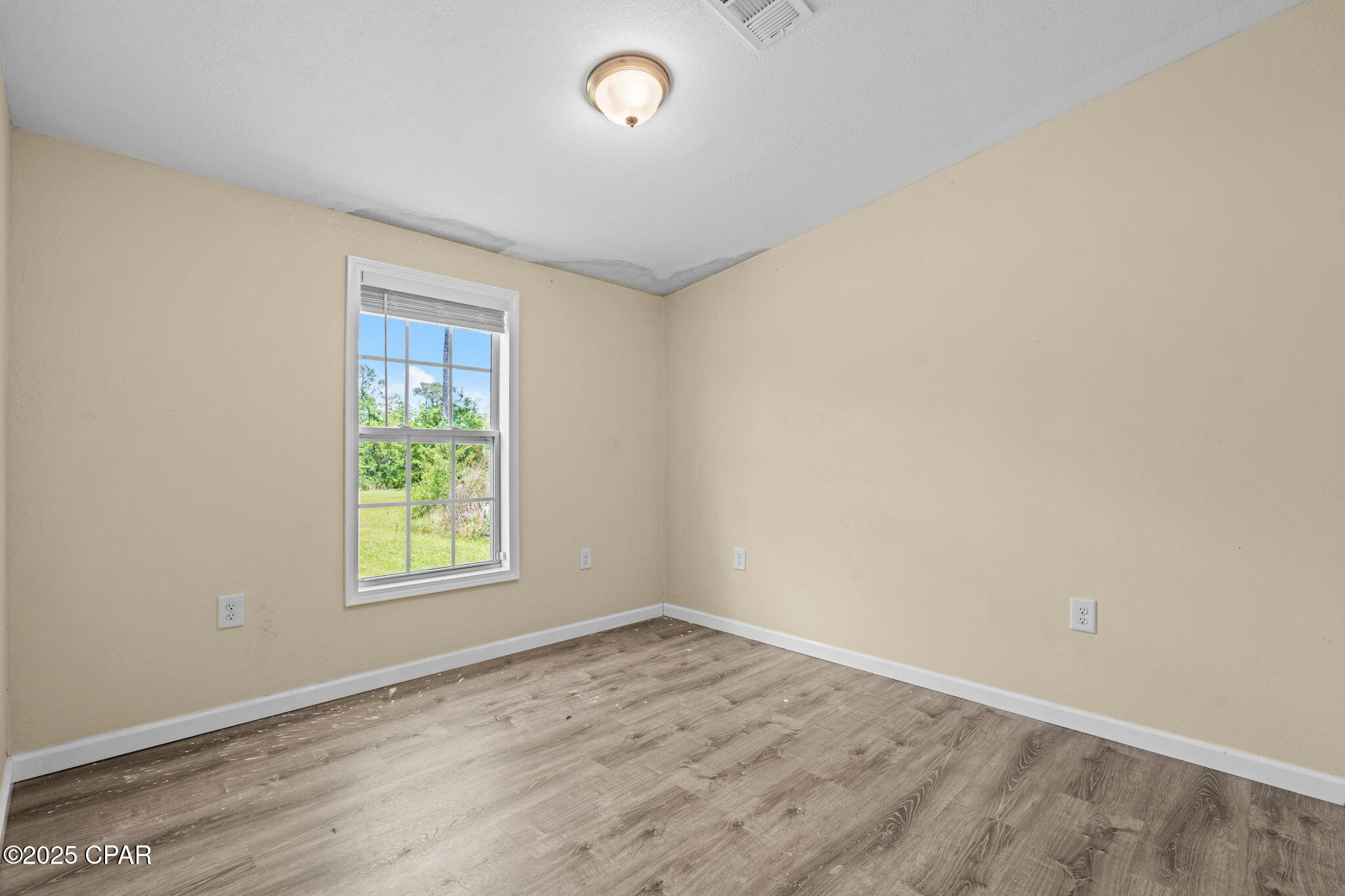 6109 Shannon Circle, Youngstown, Florida image 16