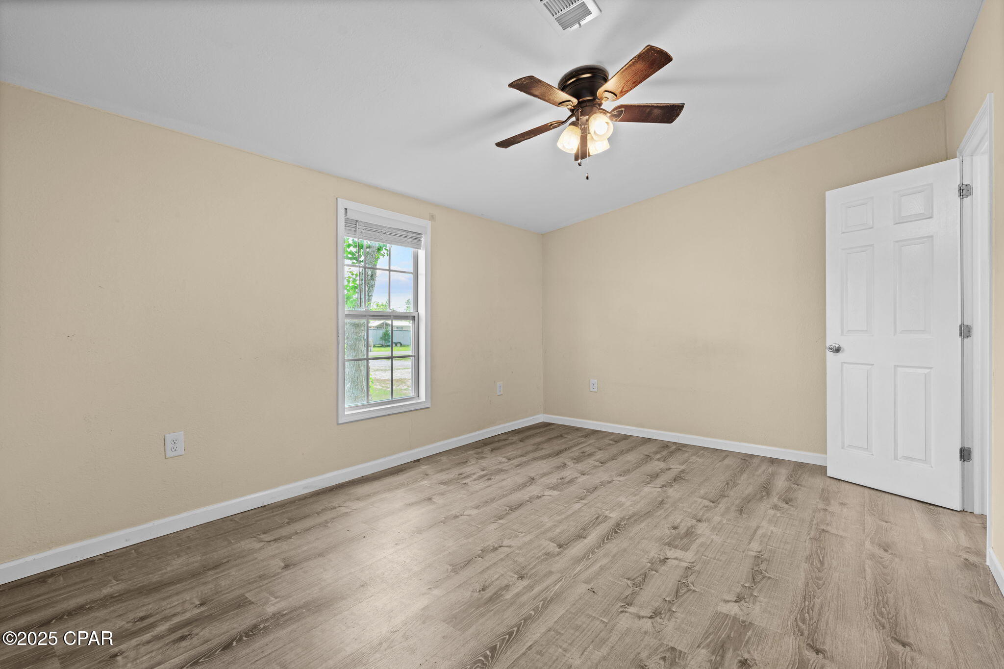 6109 Shannon Circle, Youngstown, Florida image 19