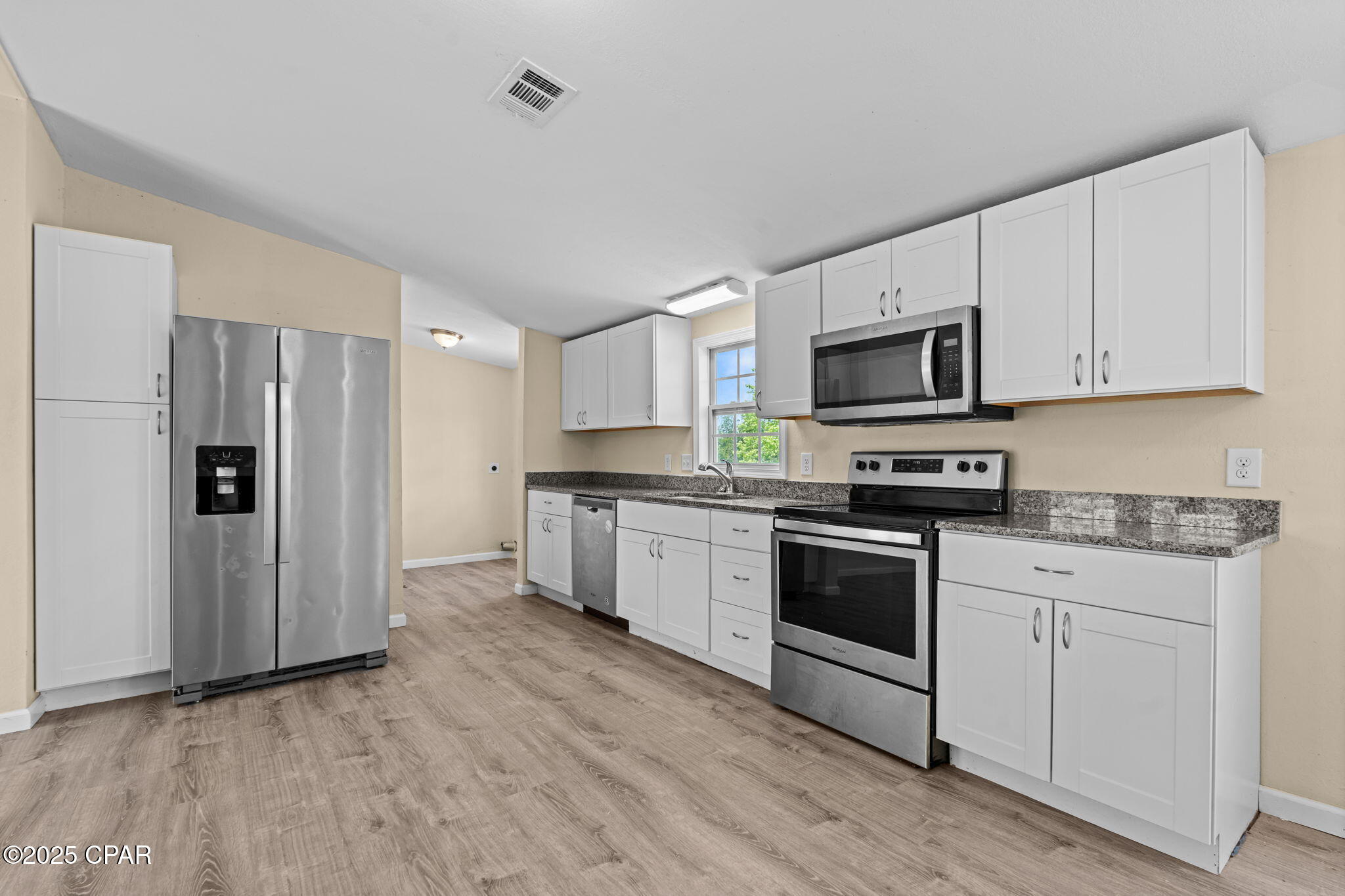 Image 8 For 6109 Shannon Circle