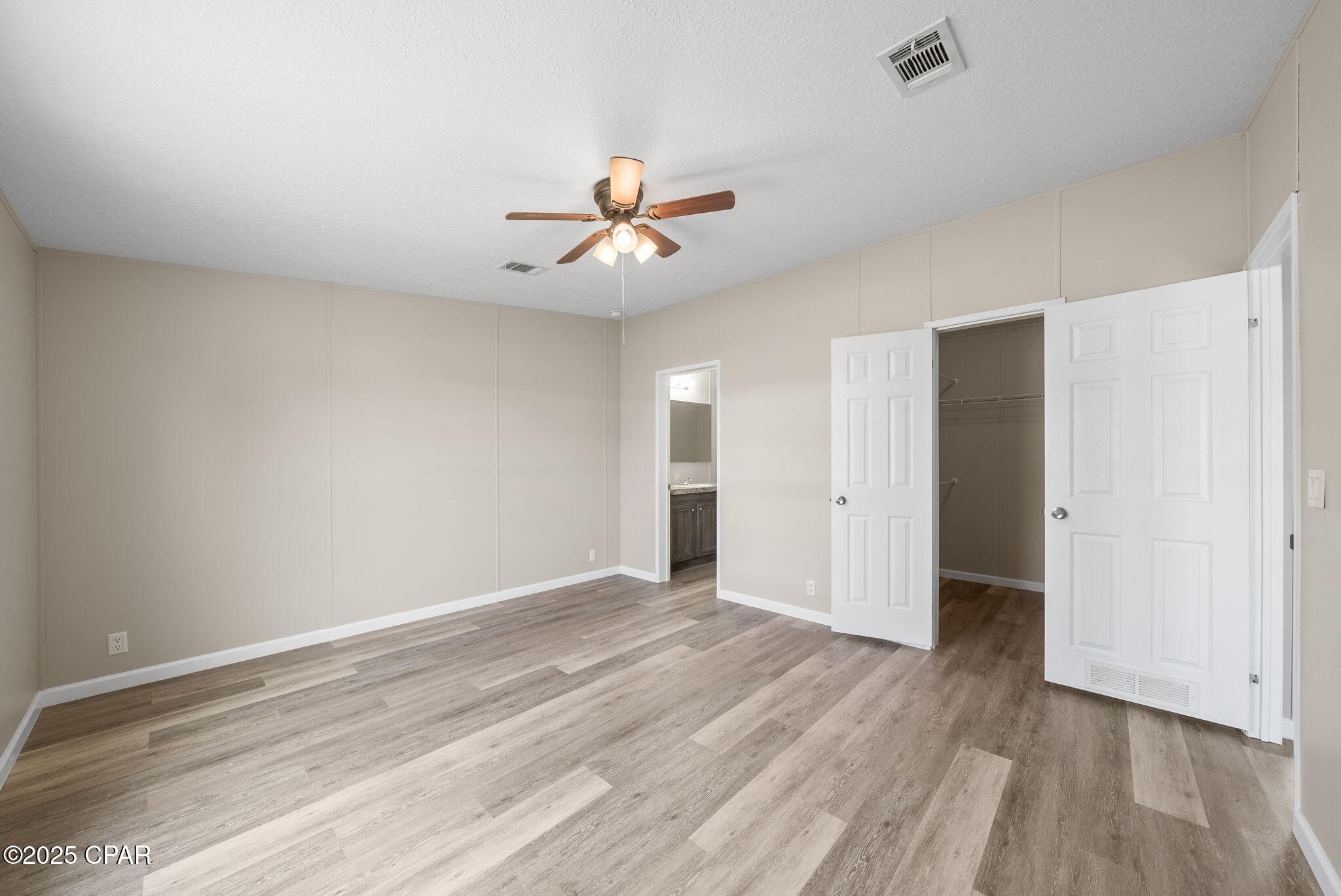 5018 E 10th Street, Panama City, Florida image 12