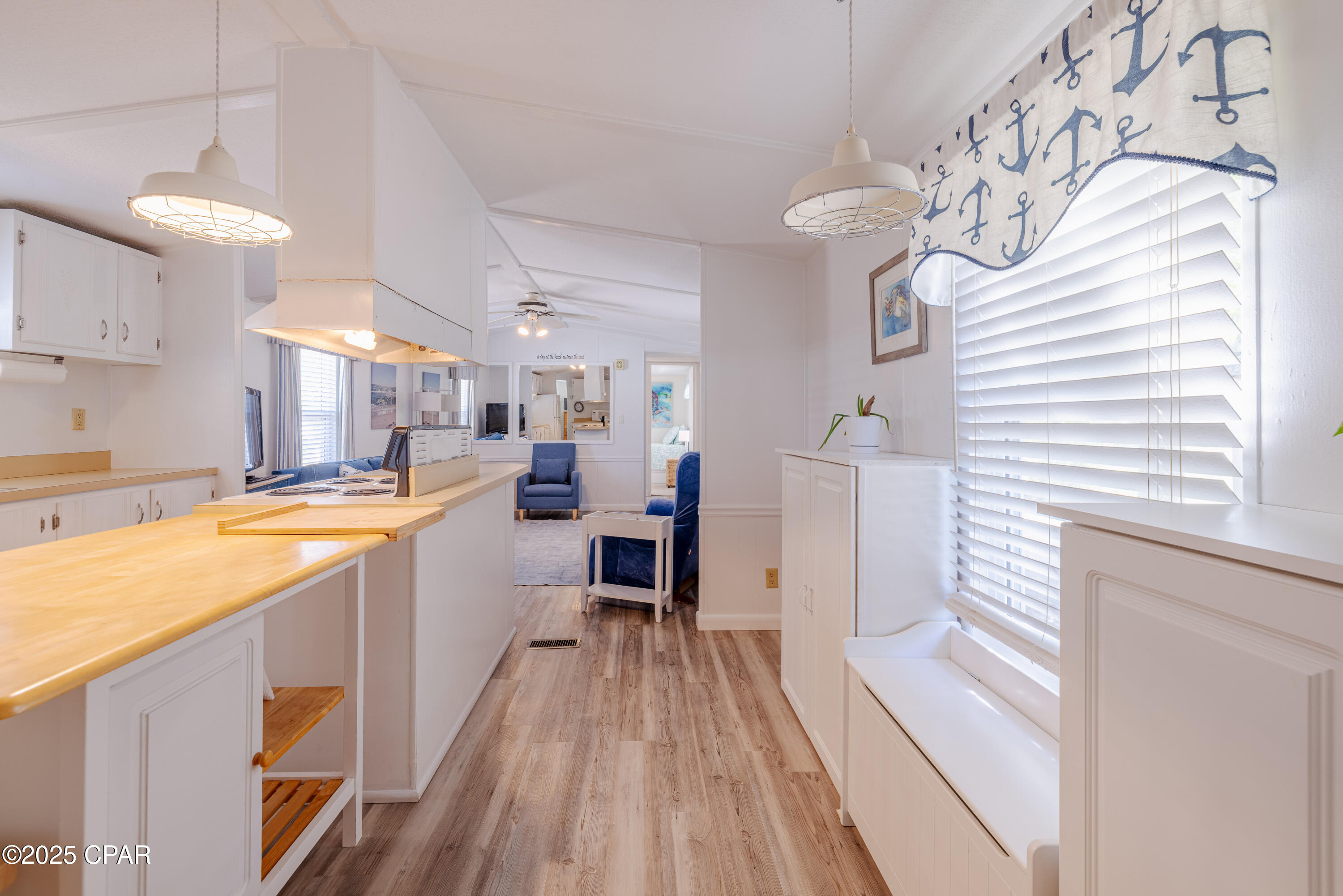 672 Malaga Place, Panama City Beach, Florida image 19