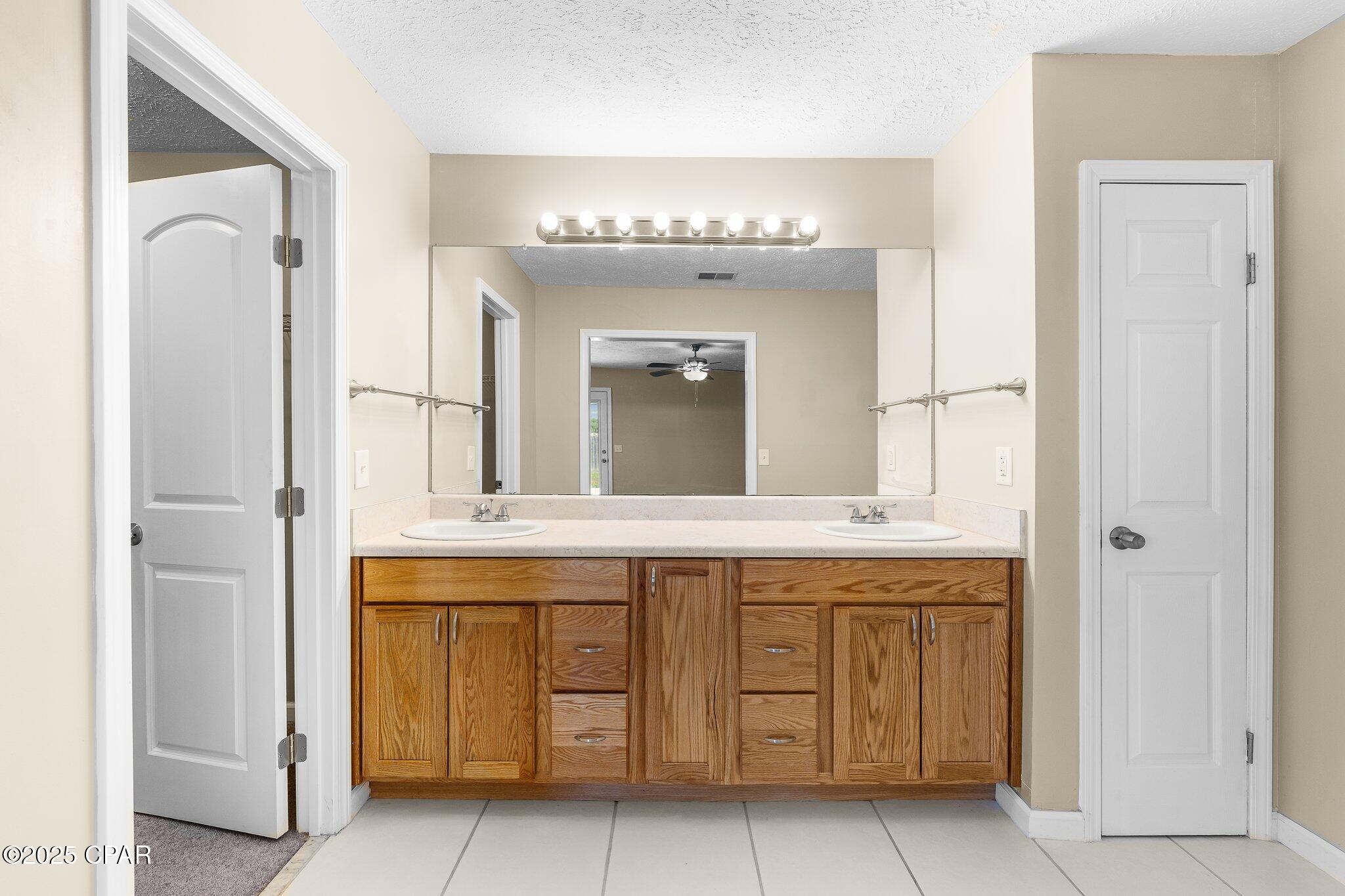 Image 11 For 7936 Betty Louise Drive