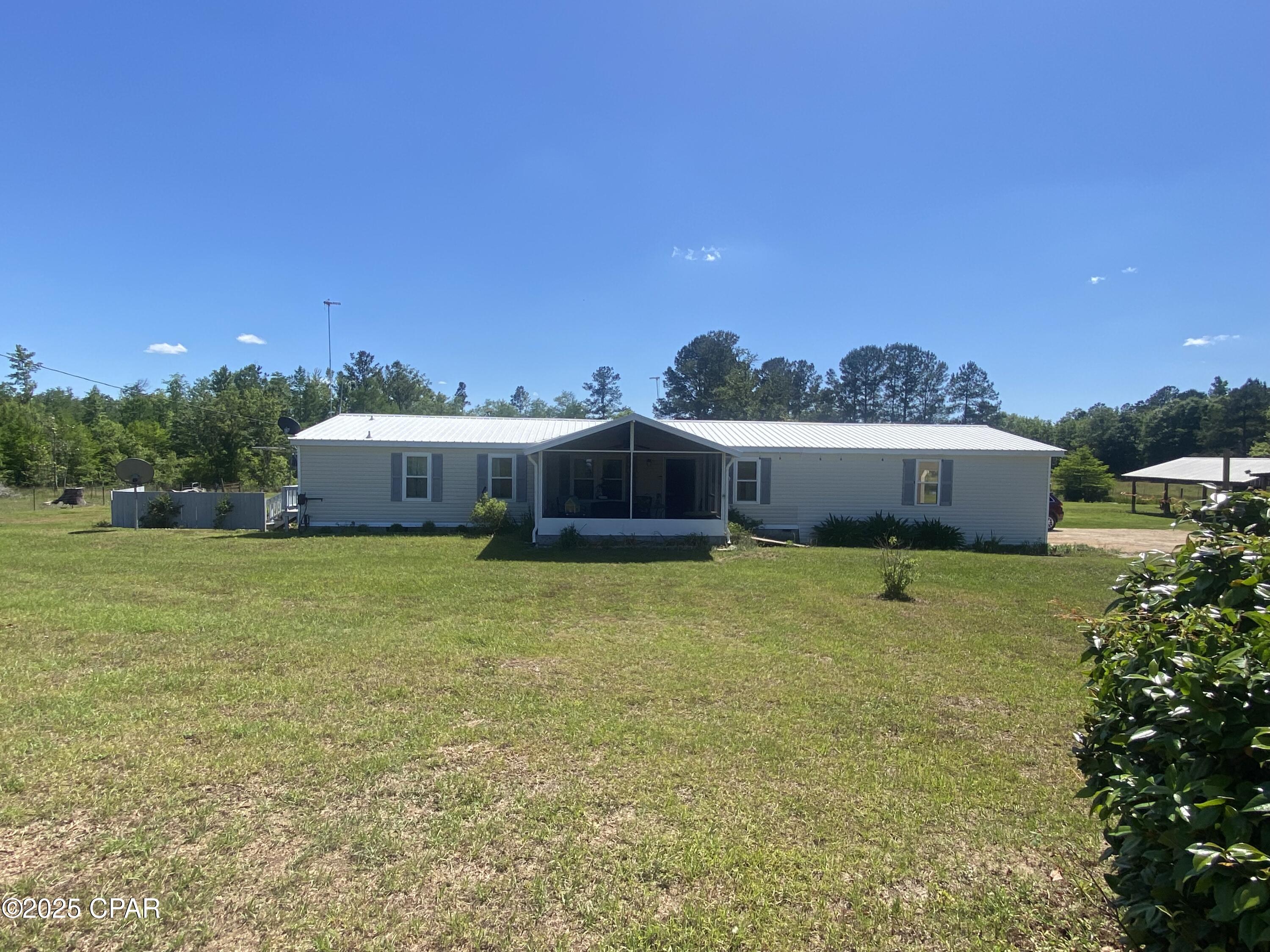 3586 Bush Road, Graceville, Florida image 2