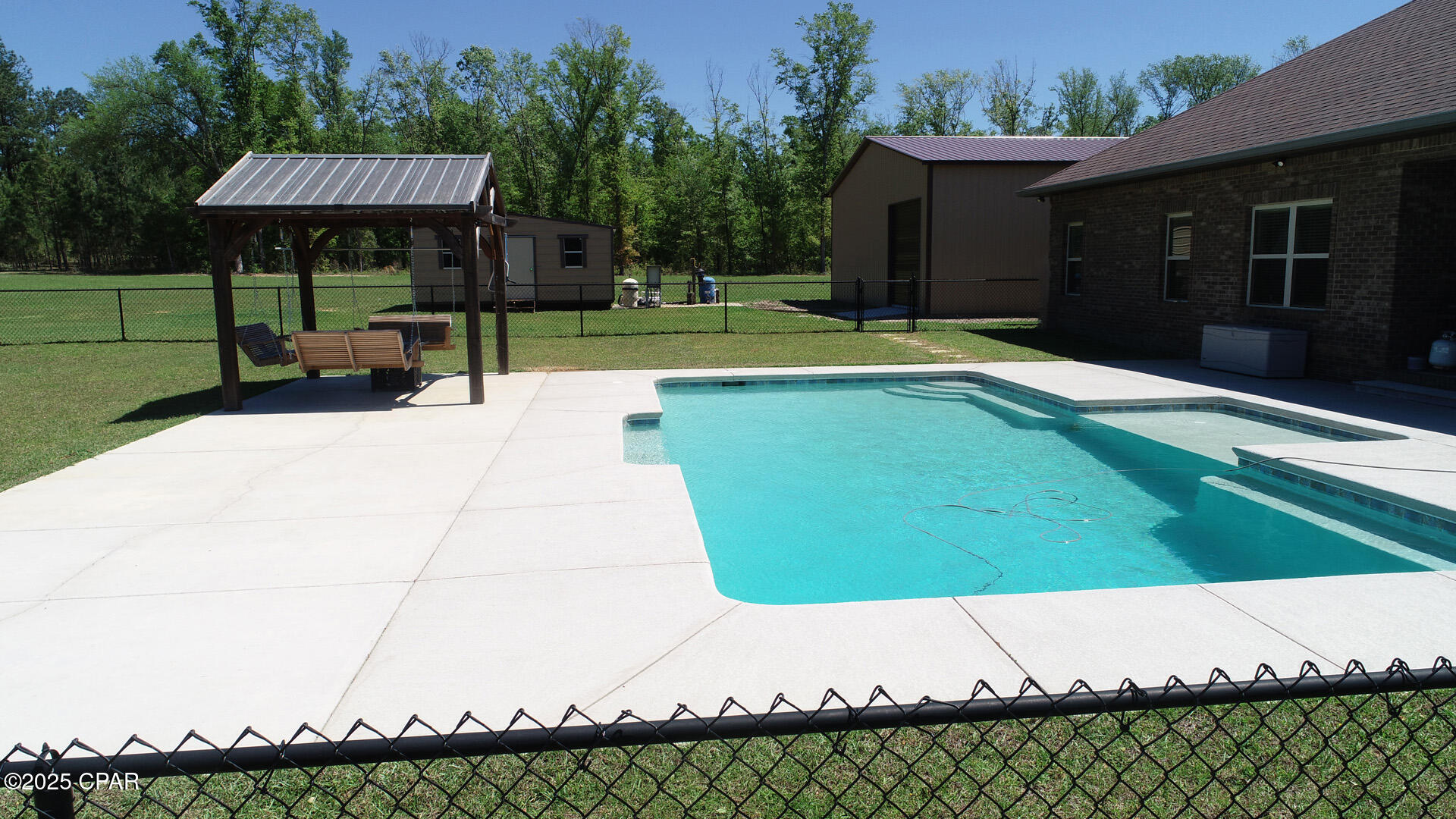 7526 Weddington Road, Sneads, Florida image 4