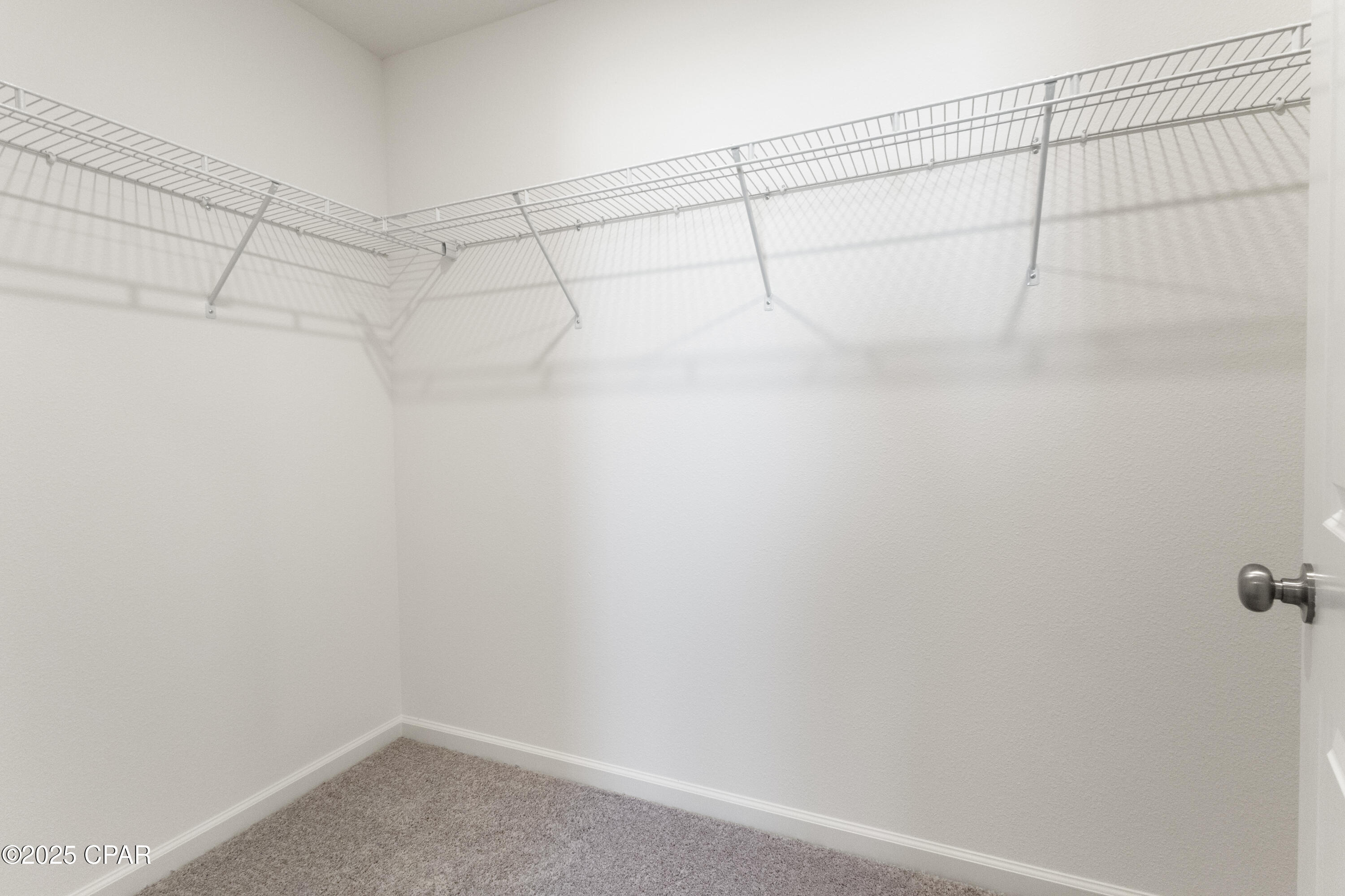 8021 Greyling Circle, Youngstown, Florida image 20