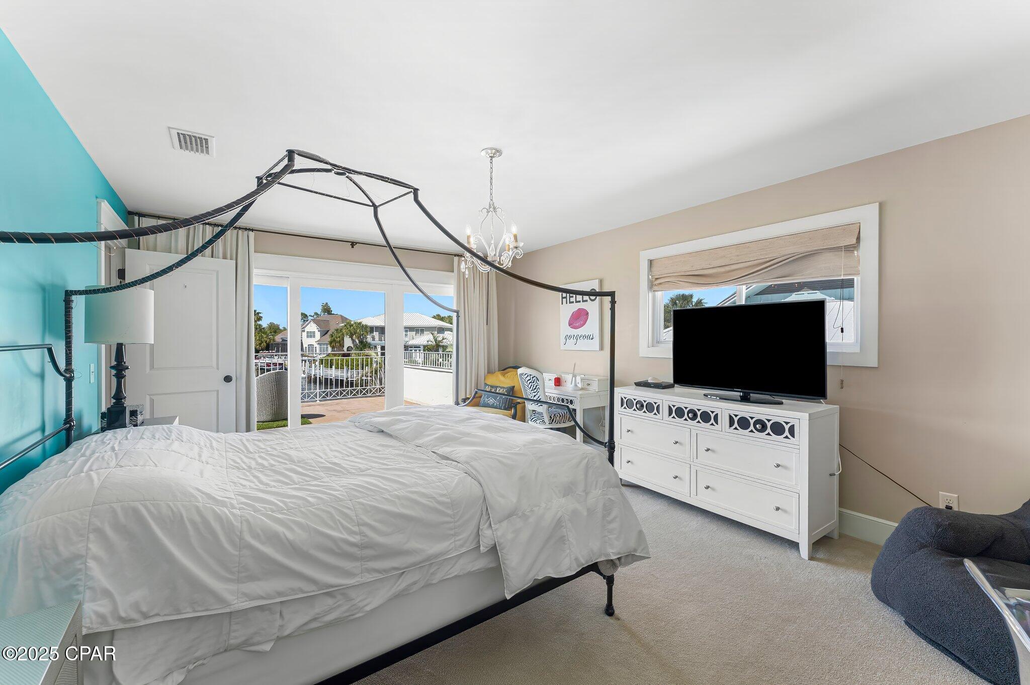 Listing photo id 12 for 523 Wahoo Road