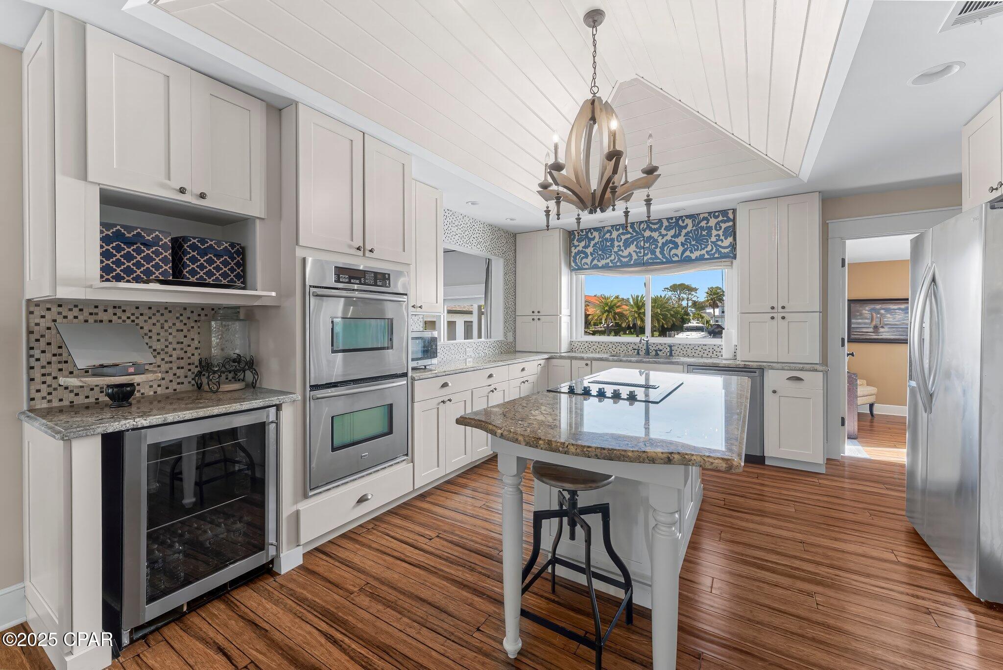 Listing photo id 9 for 523 Wahoo Road