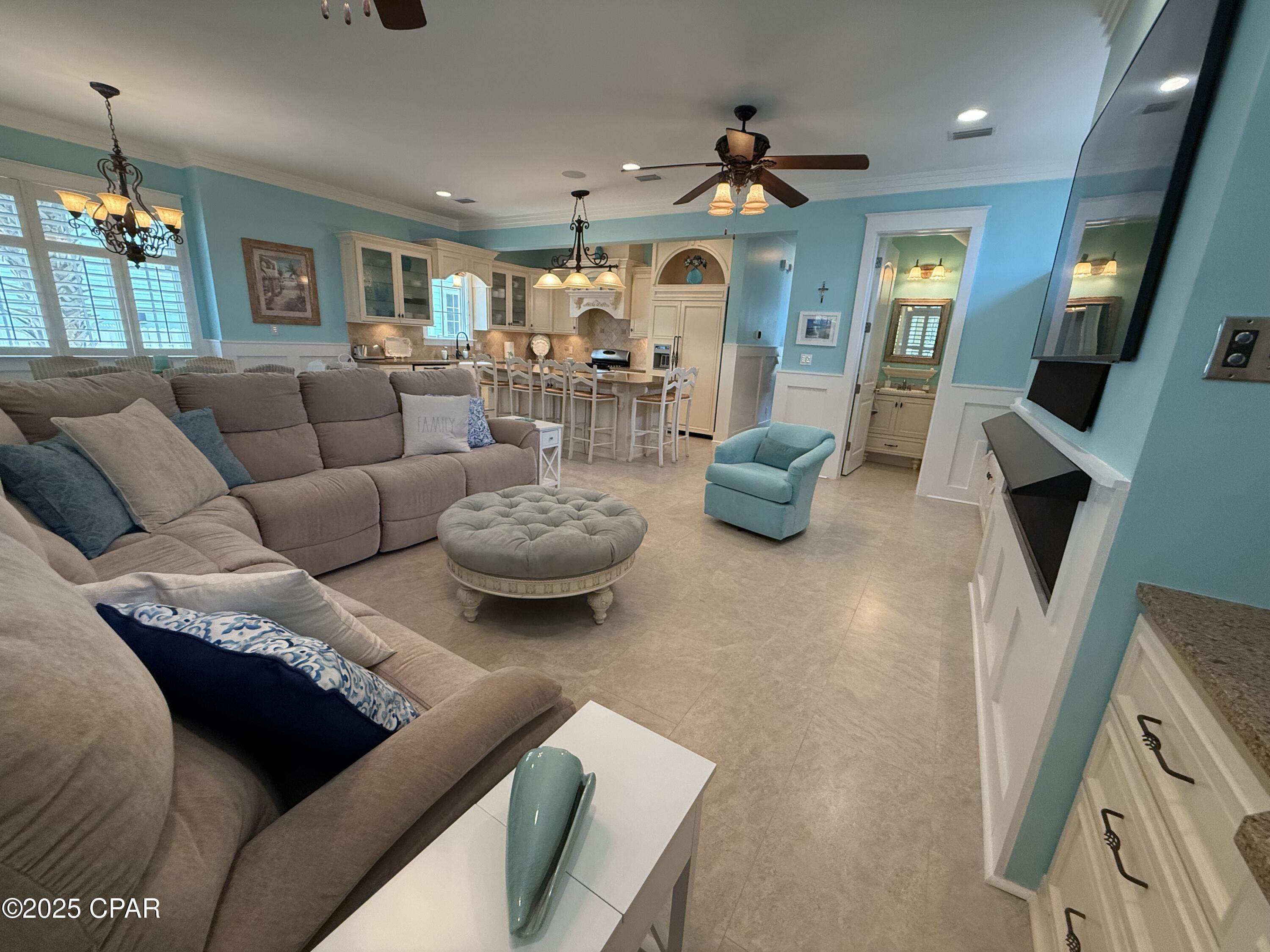 Image 18 For 285 Beachside Drive