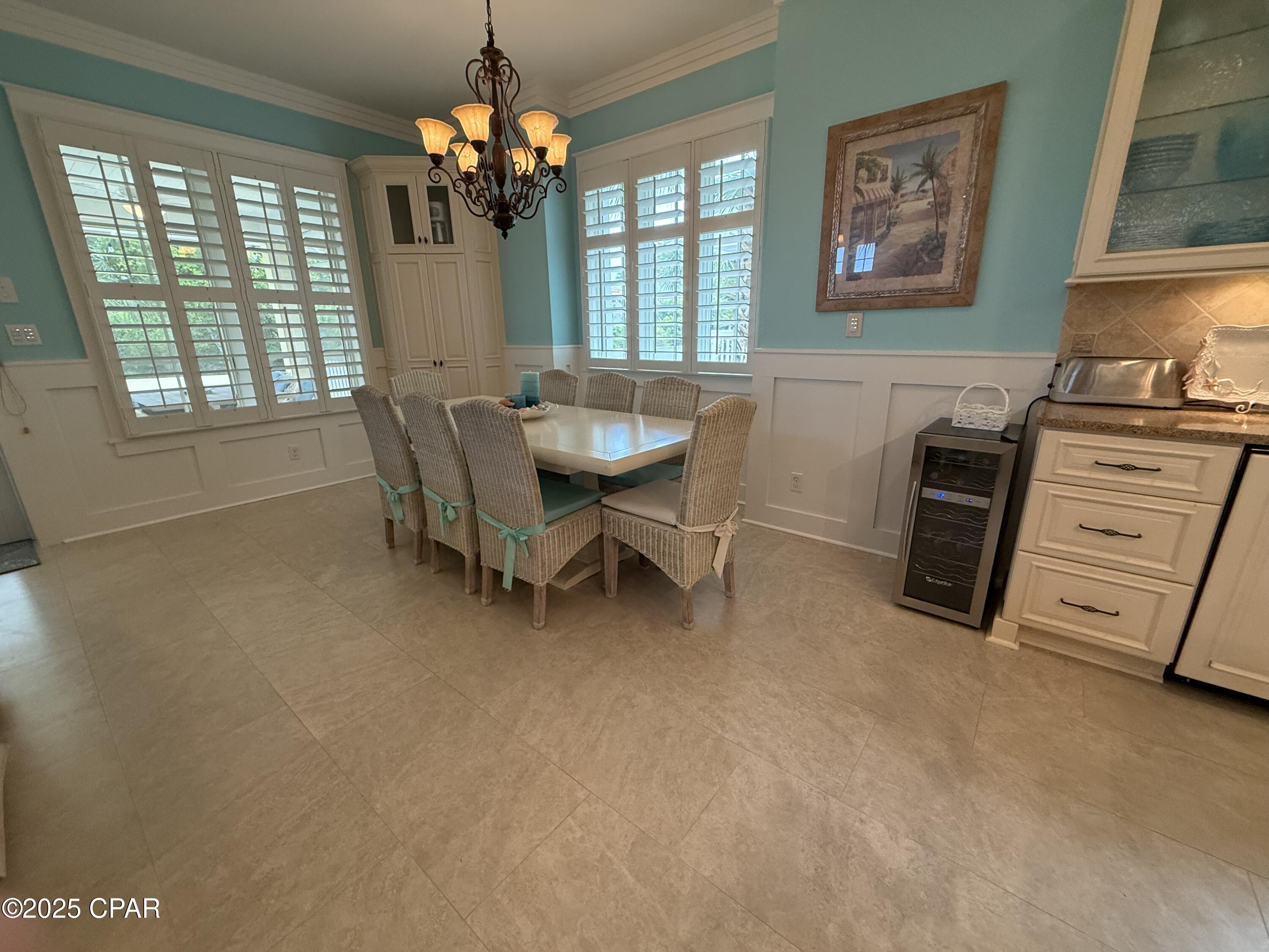 Image 21 For 285 Beachside Drive