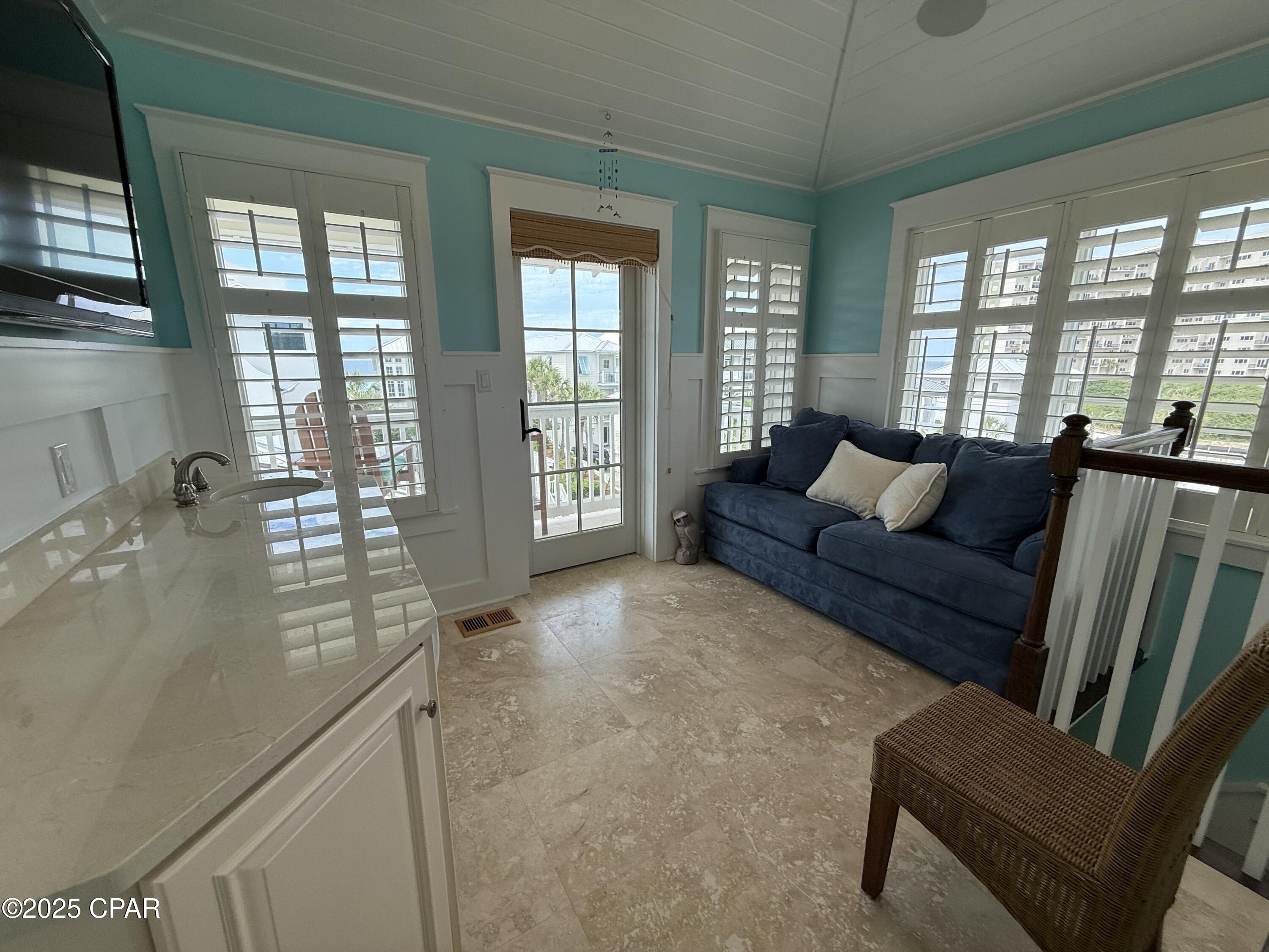 Image 70 For 285 Beachside Drive