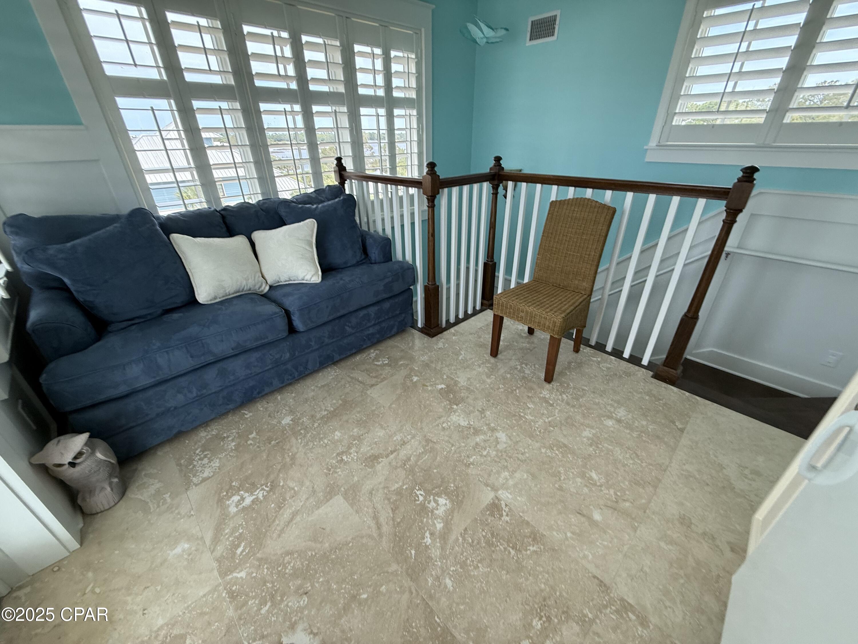 Image 77 For 285 Beachside Drive