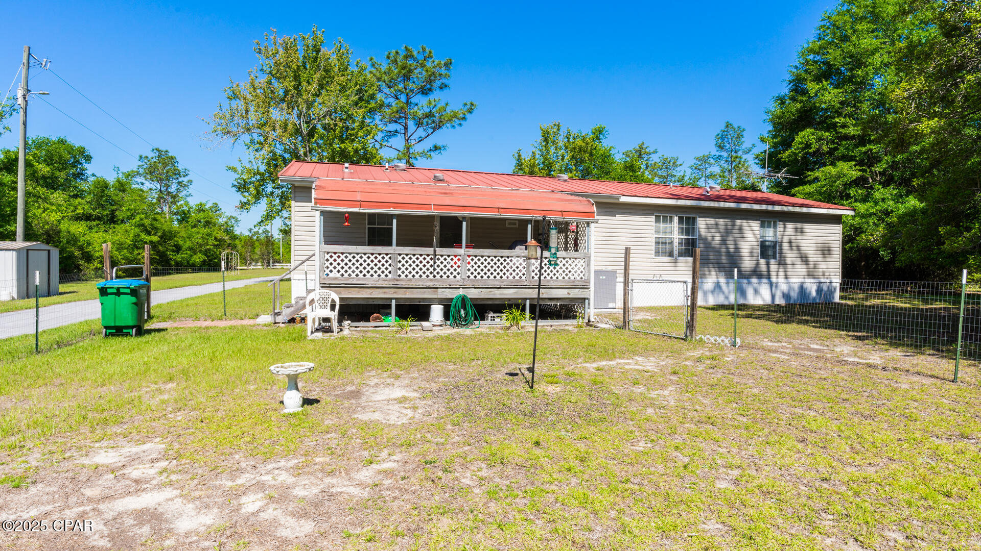 24105 NW L K Lona Drive, Fountain, Florida image 20