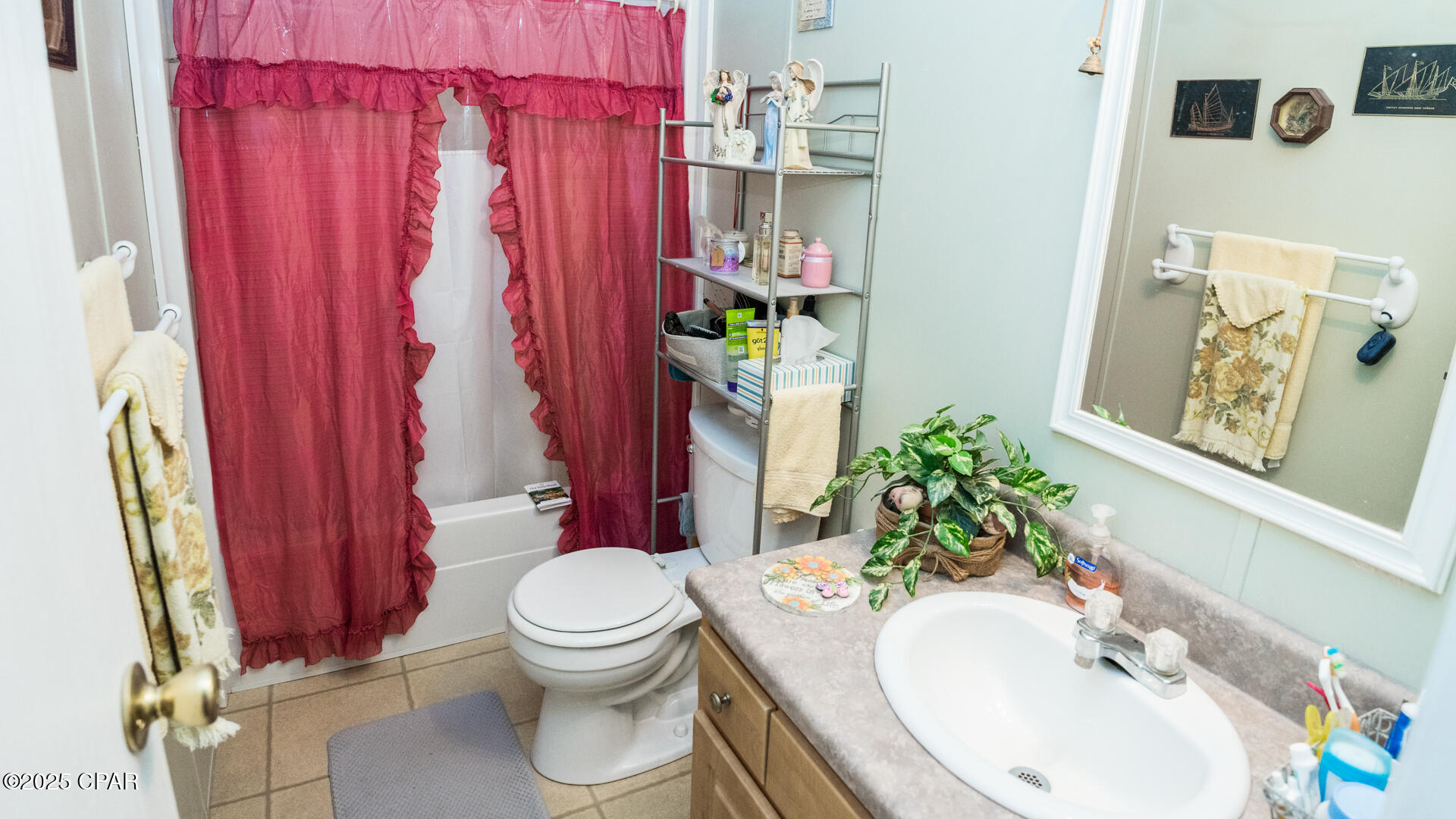 24105 NW L K Lona Drive, Fountain, Florida image 29