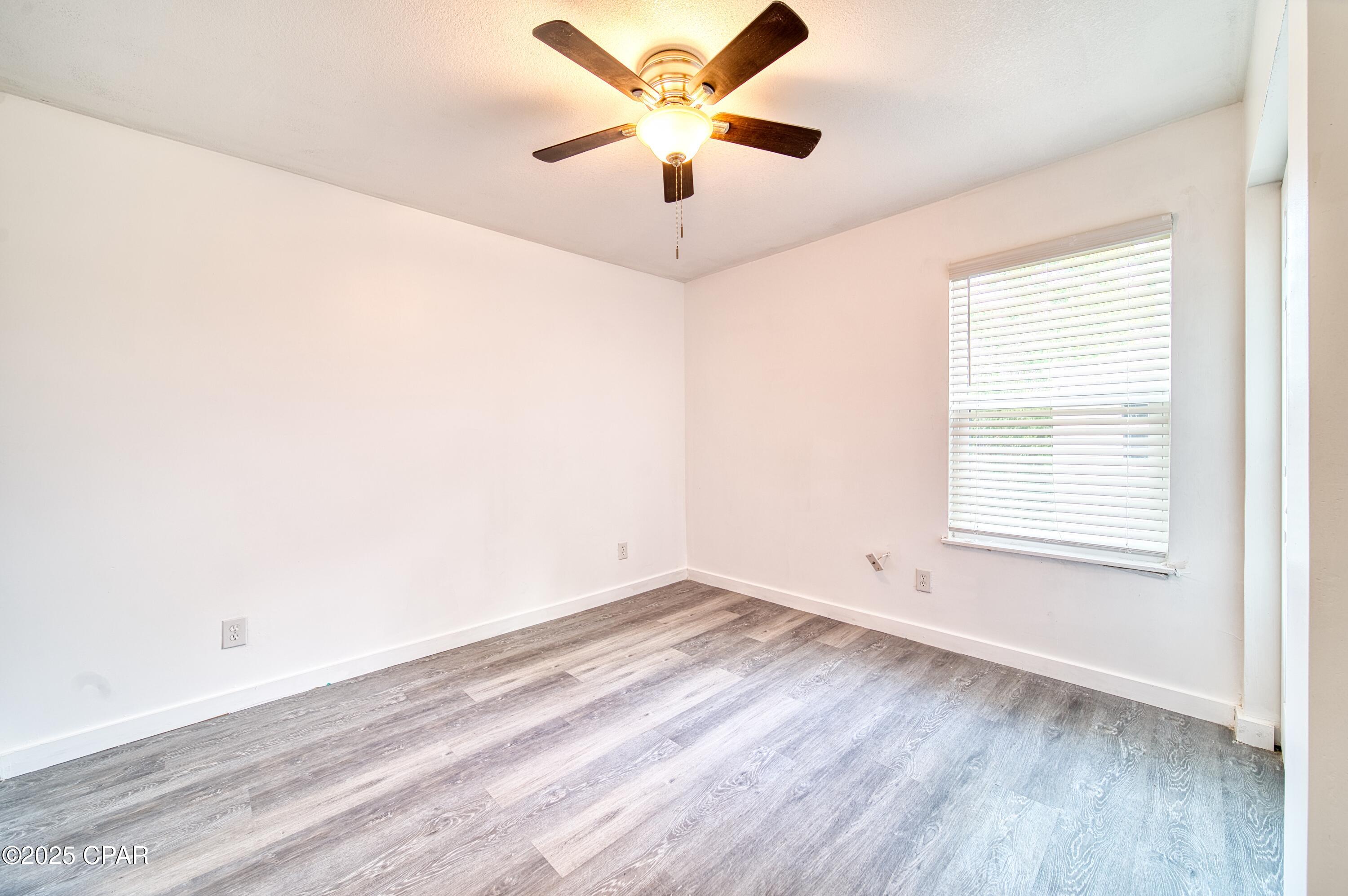 Image 16 For 2722 Oak Hammock Avenue