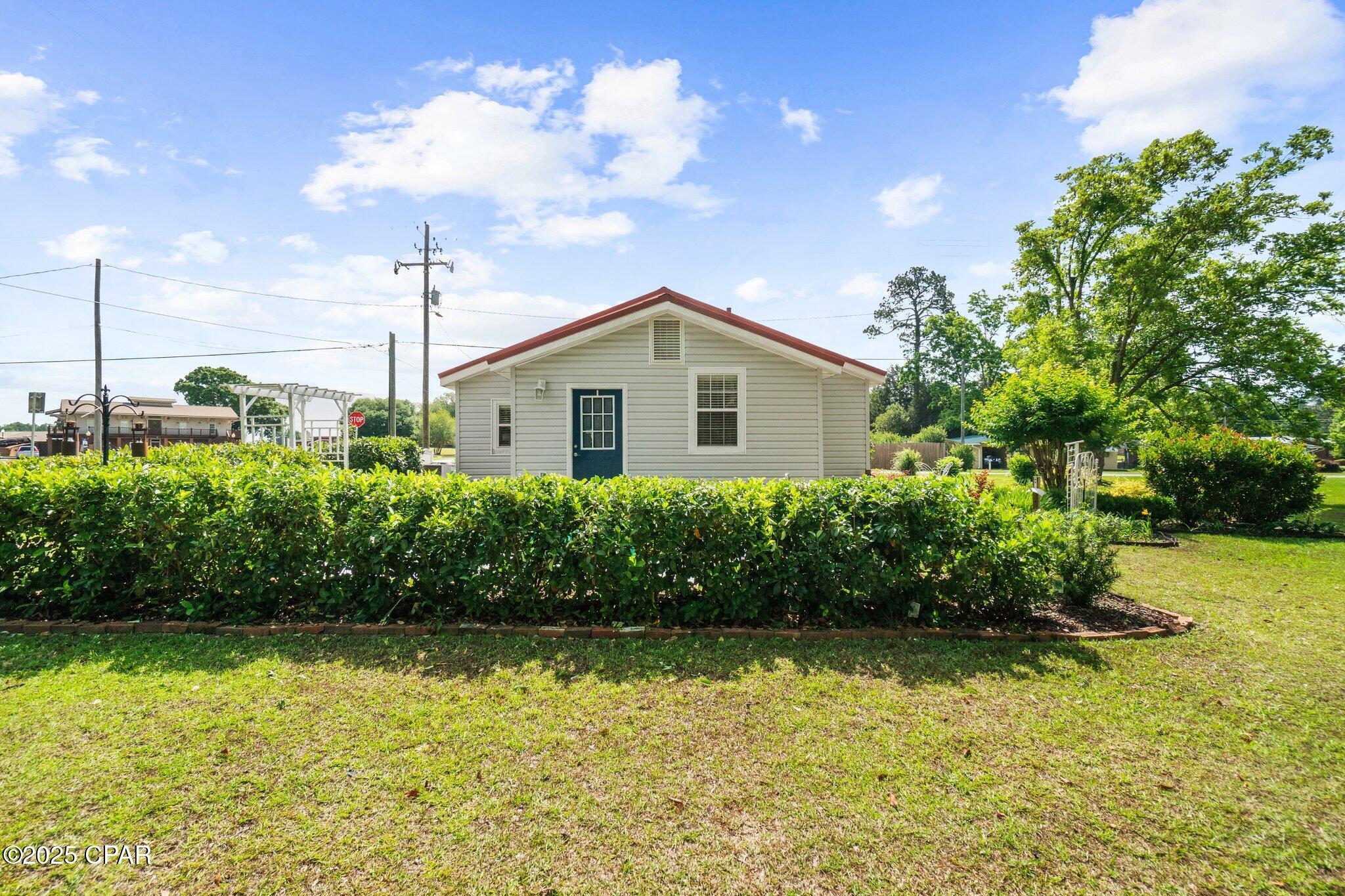 5397 College Drive, Graceville, Florida image 3