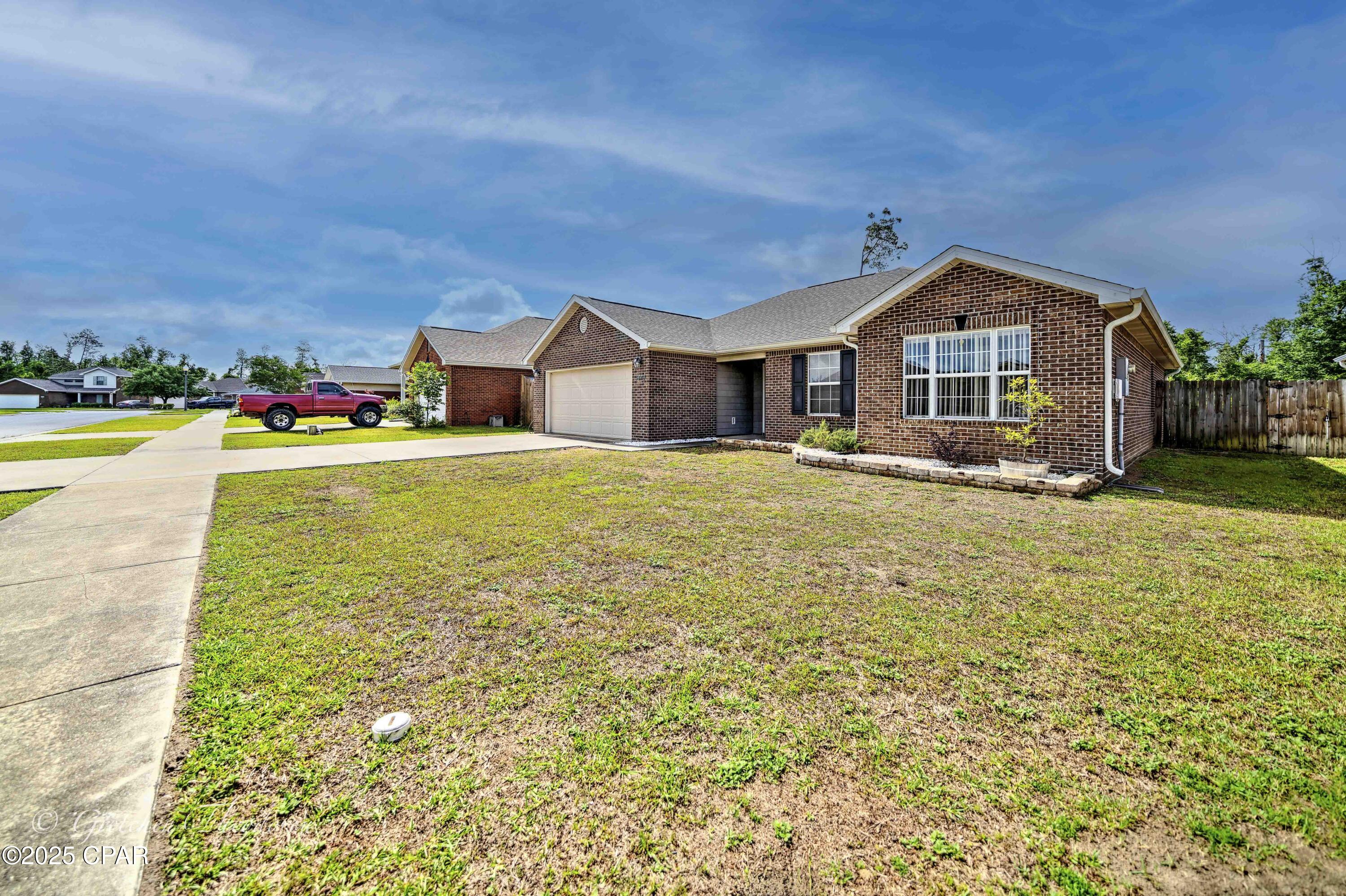 Image 2 For 3549 Azalea Way Way