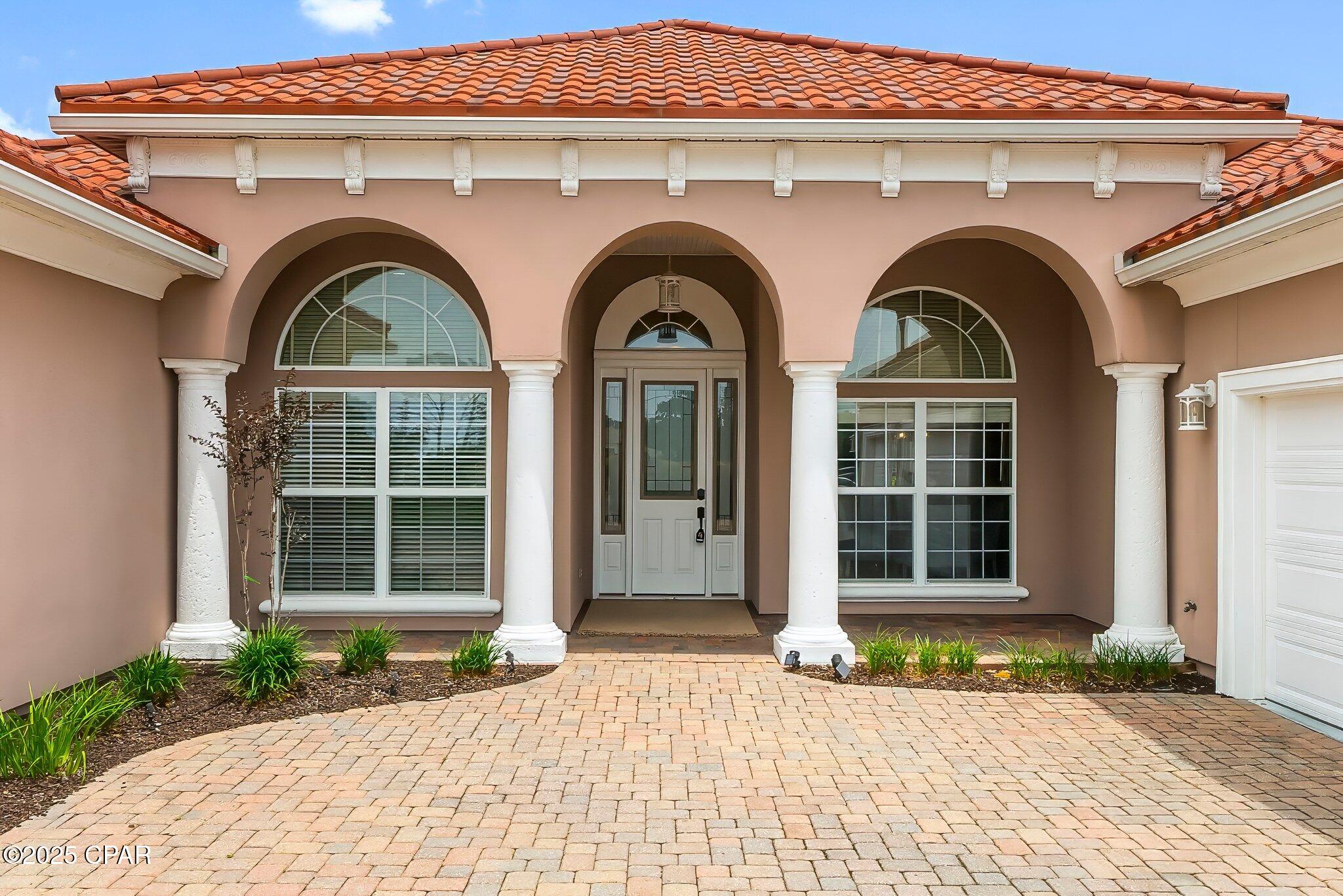 Image 2 For 114 Golf Drive