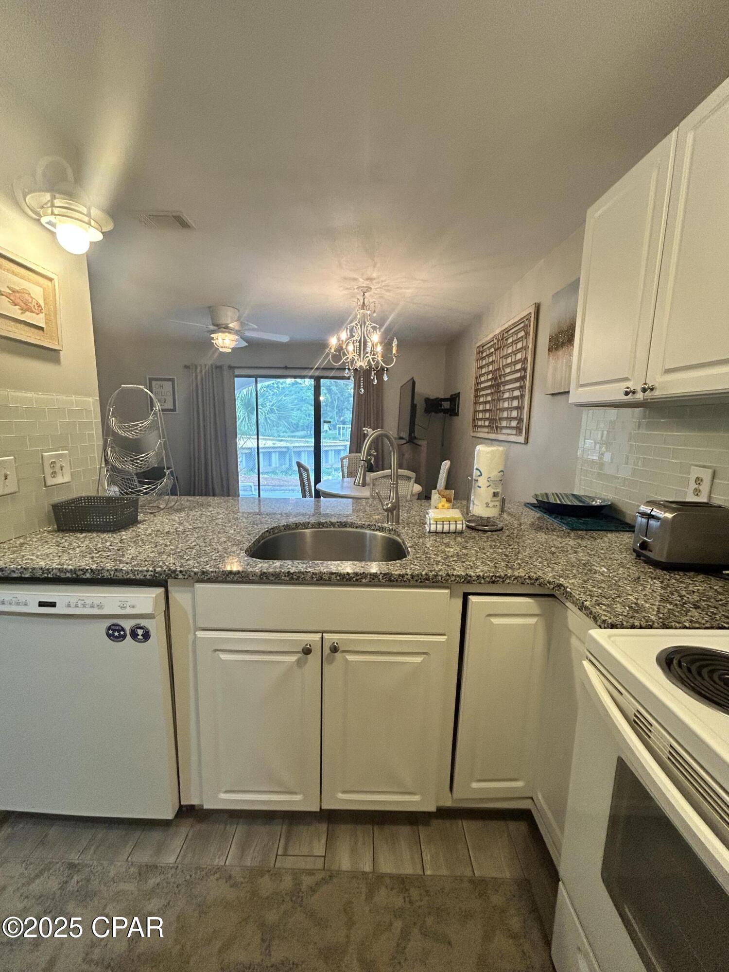 8730 Thomas Drive #102, Panama City, Florida image 11