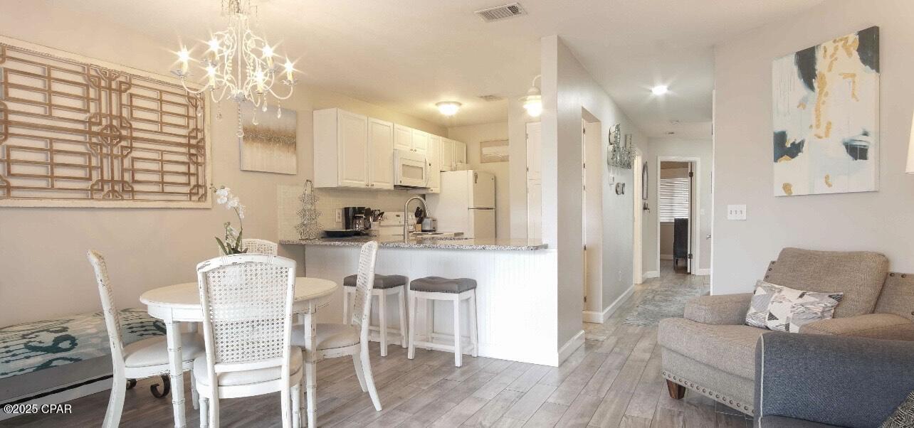 Image 8 For 8730 Thomas Drive 102