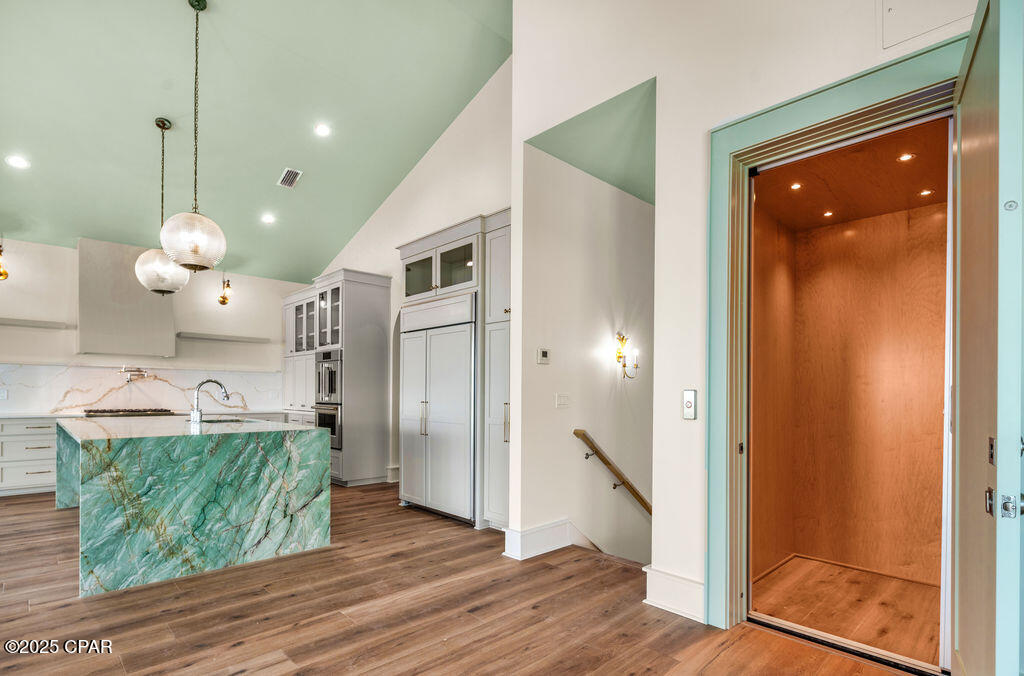 Listing photo id 7 for 109 Dunes Drive