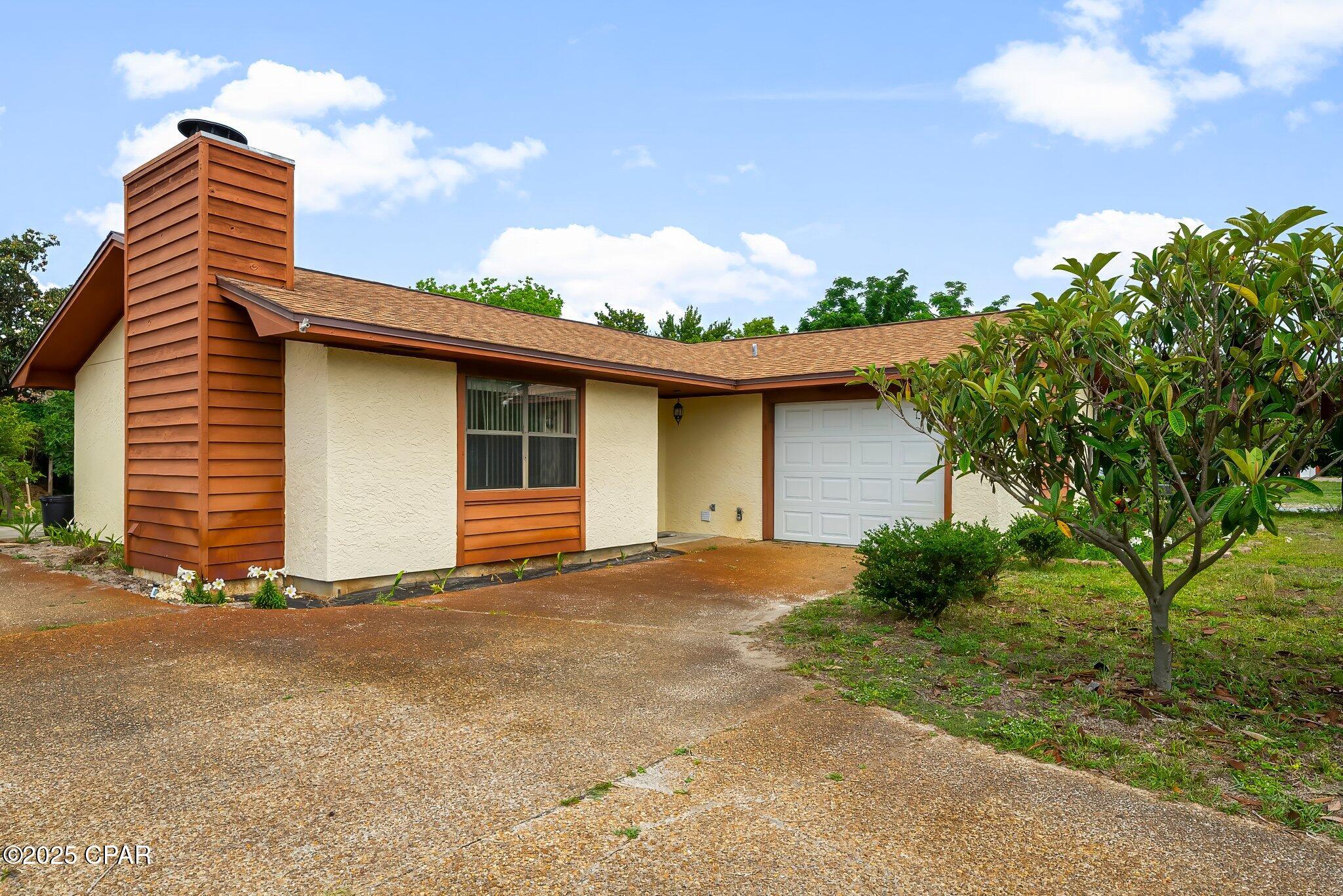 Details for 585 Lagoon Oaks Drive, Panama City Beach, FL 32408