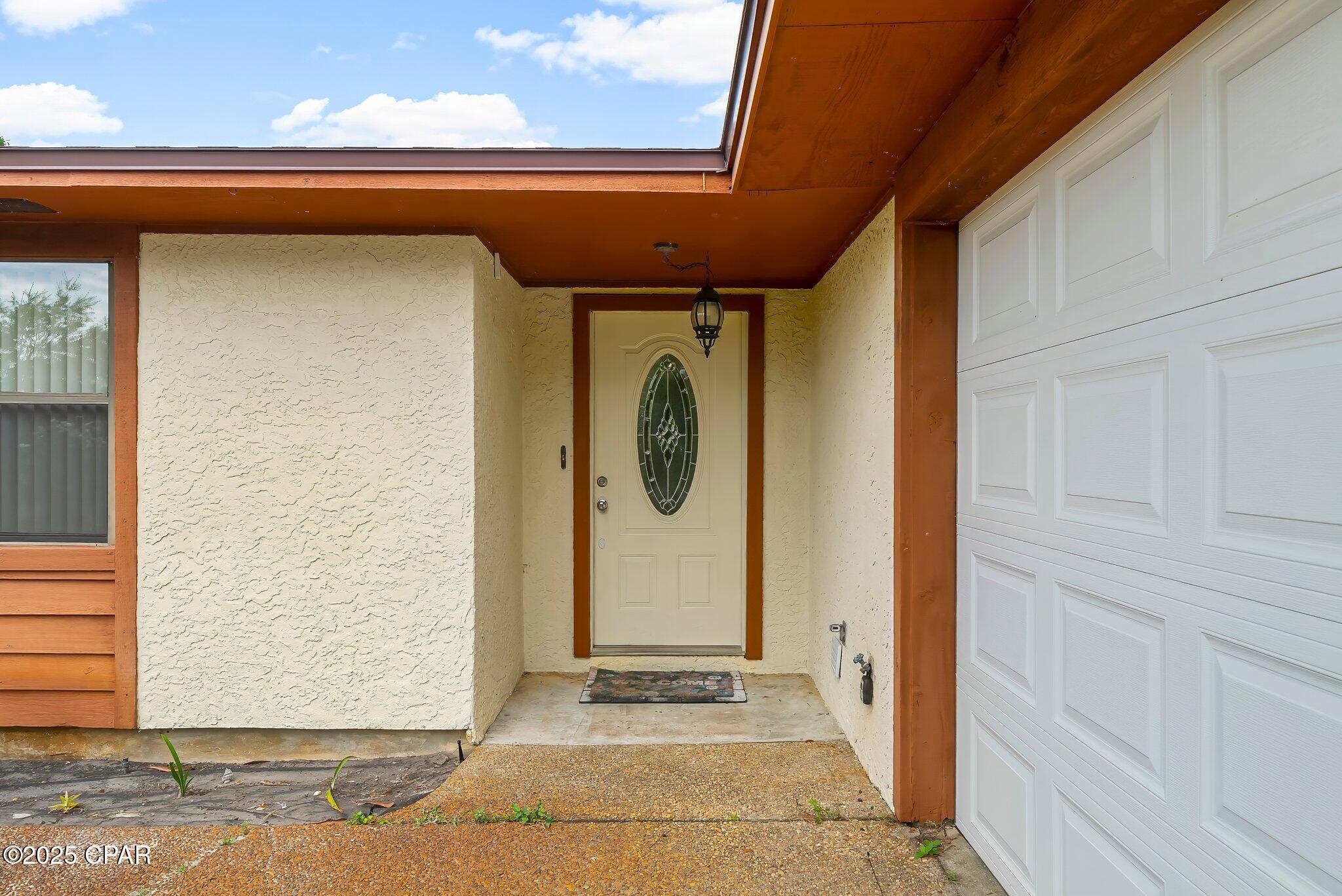 Image 3 For 585 Lagoon Oaks Drive