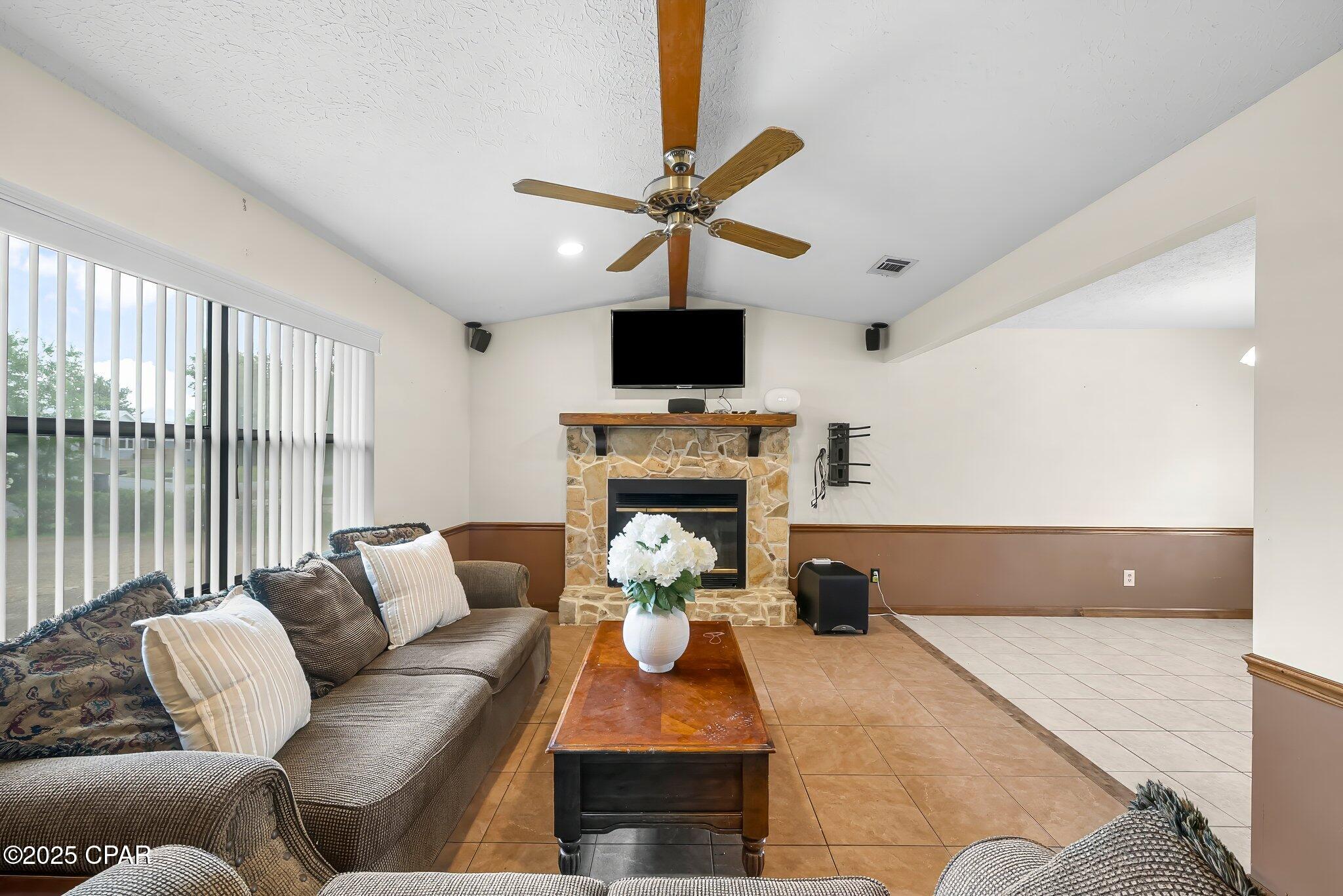 585 Lagoon Oaks Drive, Panama City Beach, Florida image 6