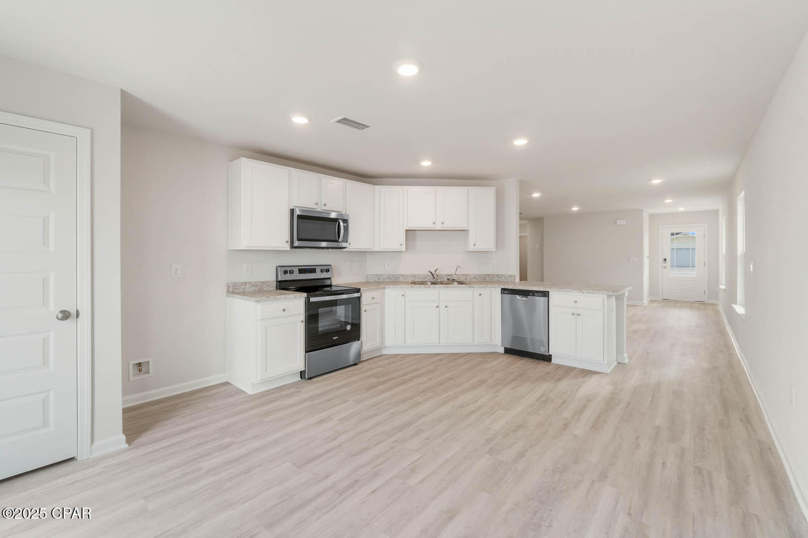 8310 Park Place Drive, Panama City, Florida image 12