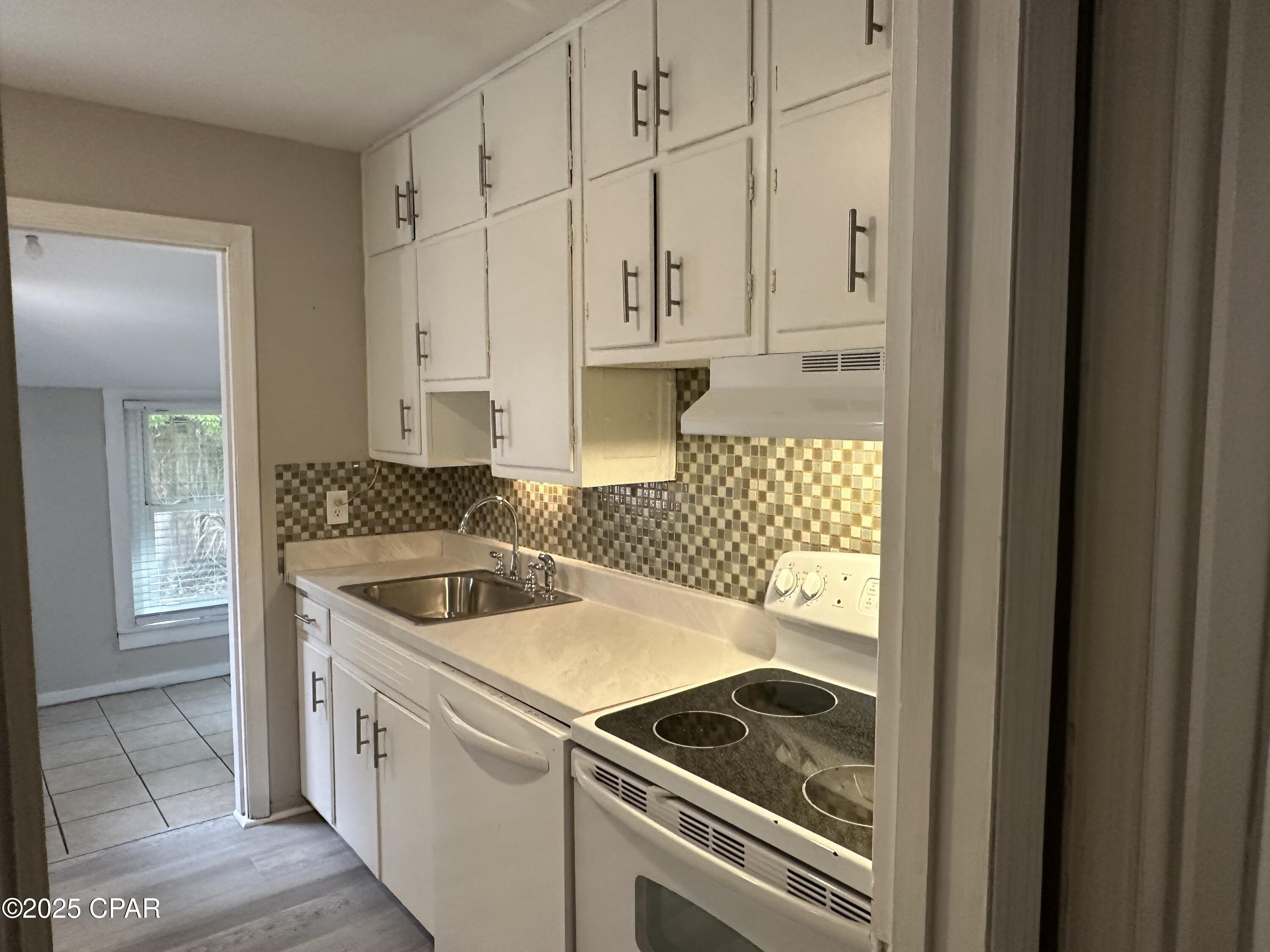 102 N Cove Avenue, Panama City, Florida image 29