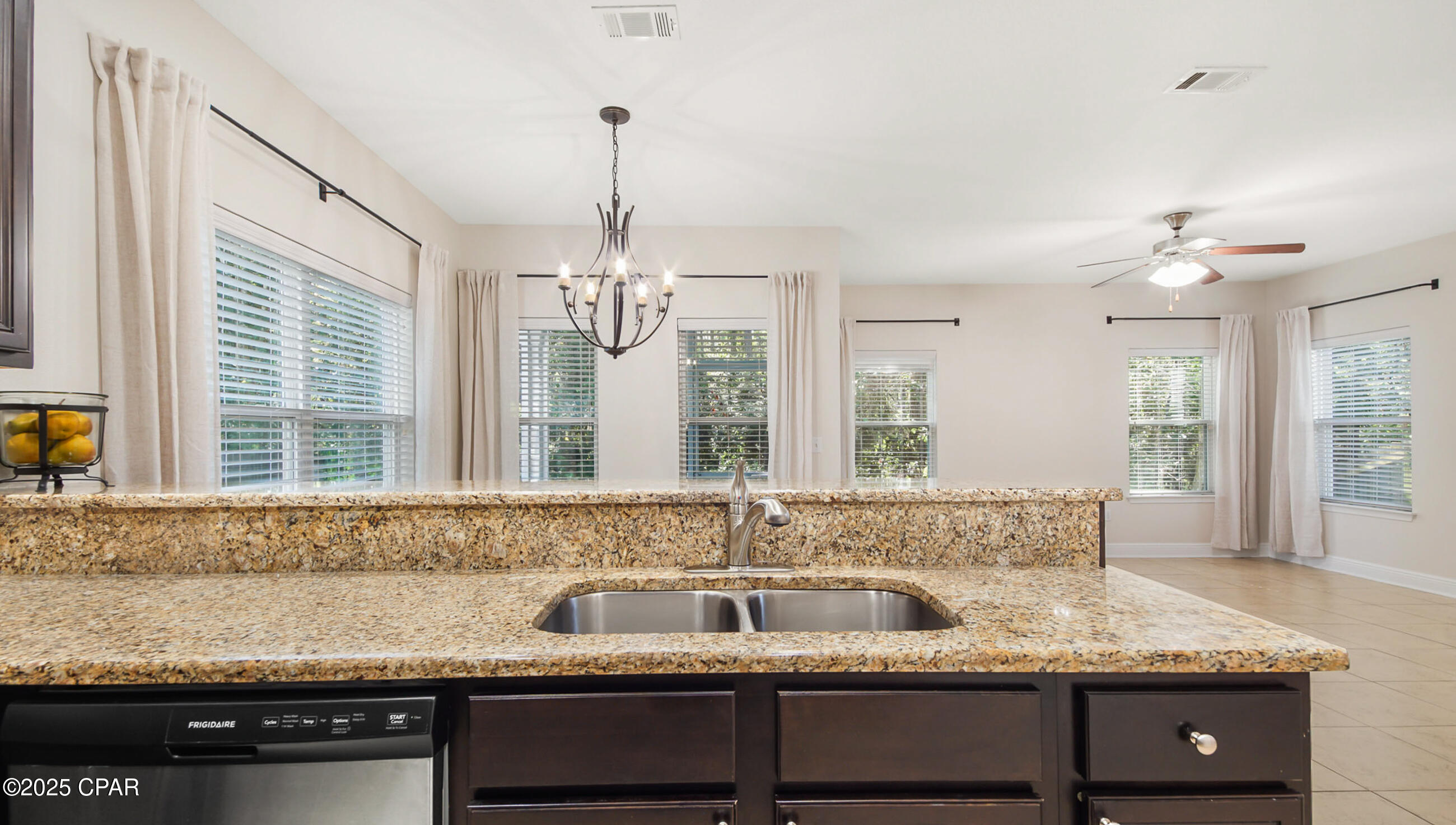 Image 13 For 76 Mosaic Oaks Circle