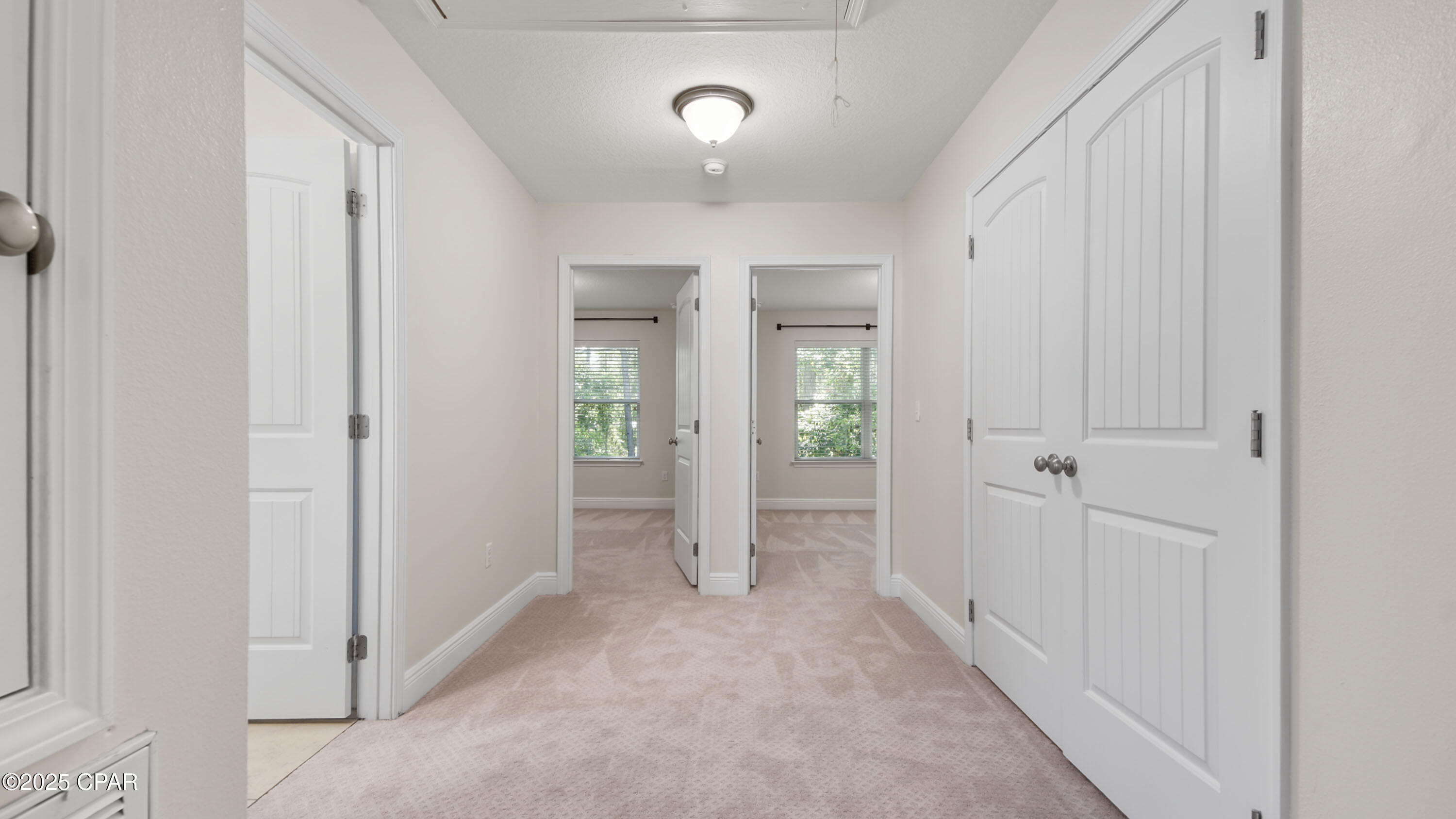 Image 24 For 76 Mosaic Oaks Circle