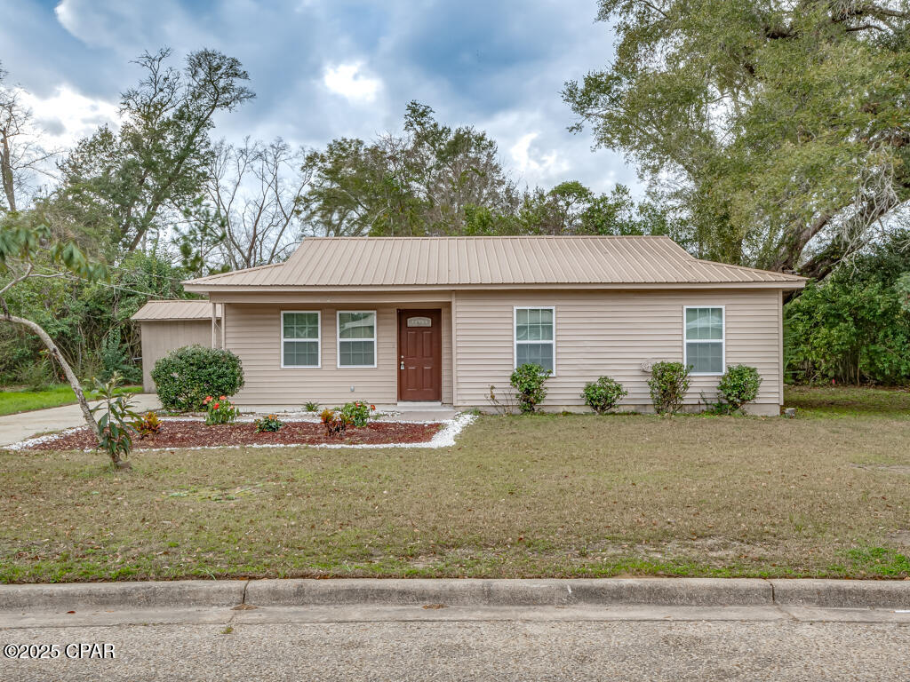 2925 Harley Drive, Marianna, Florida image 2