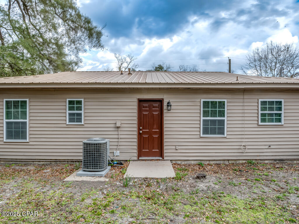 2925 Harley Drive, Marianna, Florida image 5