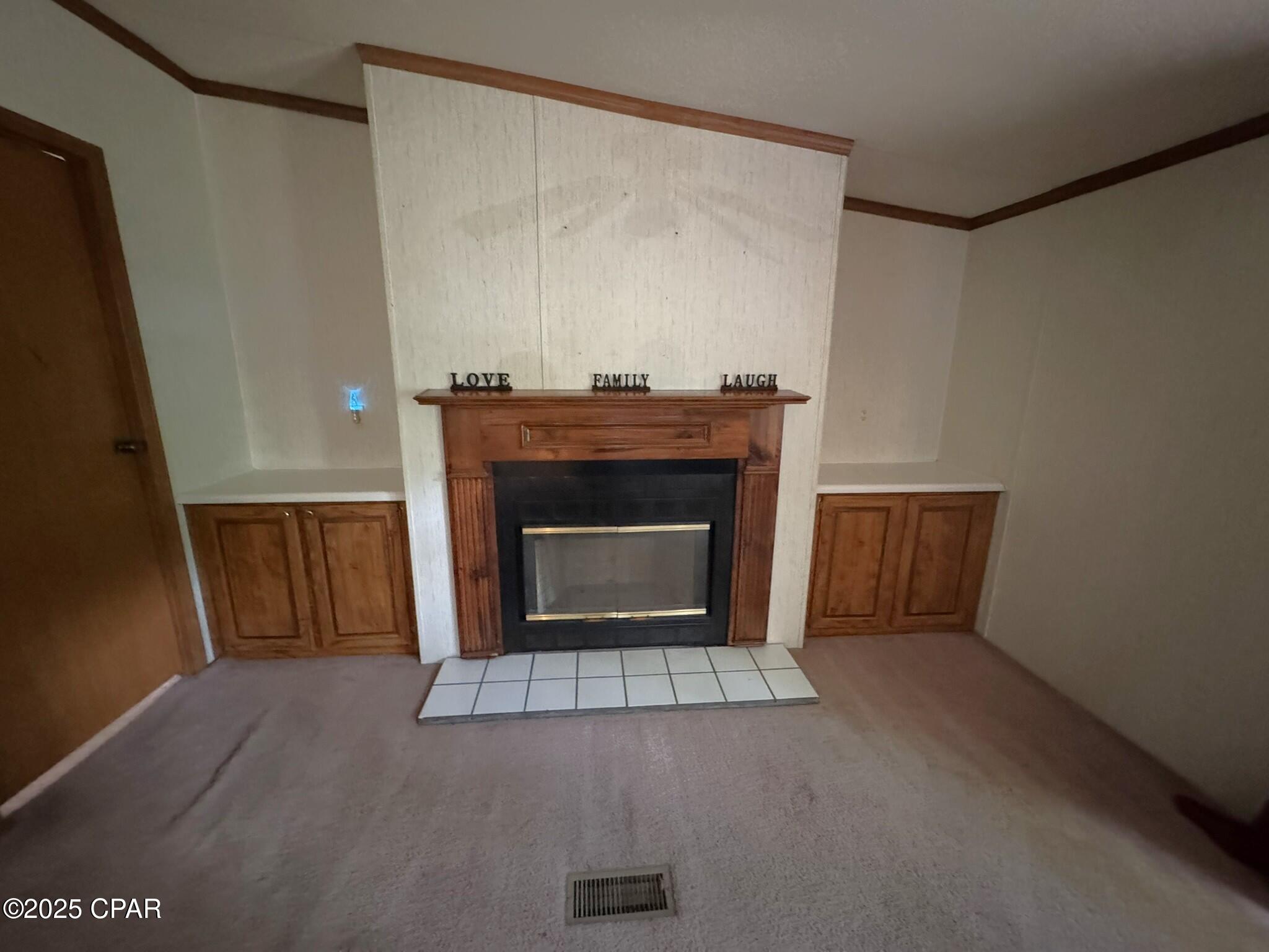2018 Wilson Avenue, Grand Ridge, Florida image 14