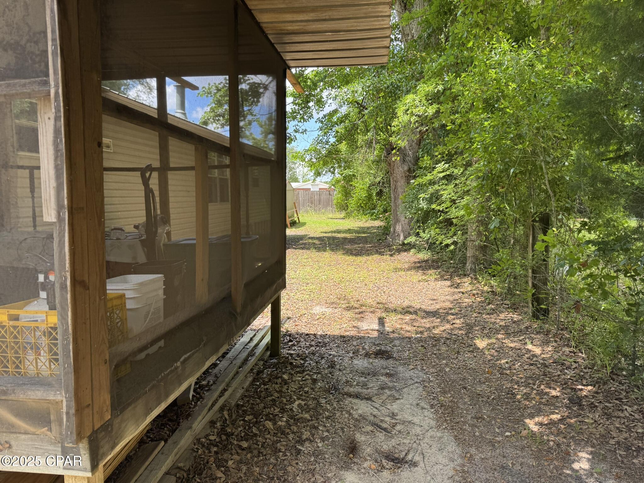 2018 Wilson Avenue, Grand Ridge, Florida image 42