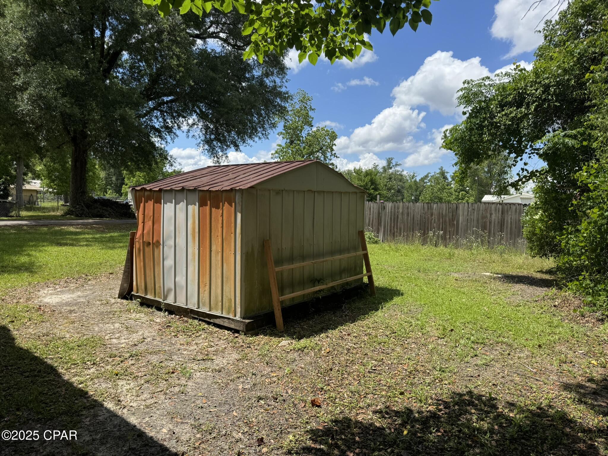 2018 Wilson Avenue, Grand Ridge, Florida image 43