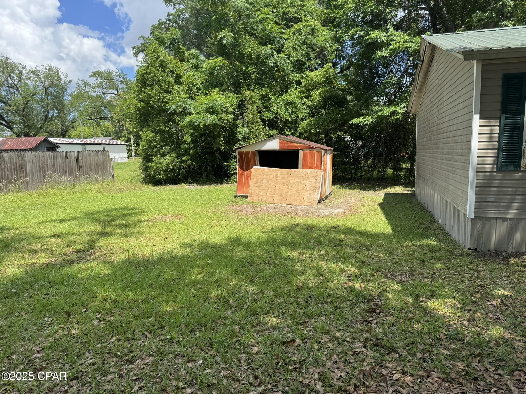 2018 Wilson Avenue, Grand Ridge, Florida image 44