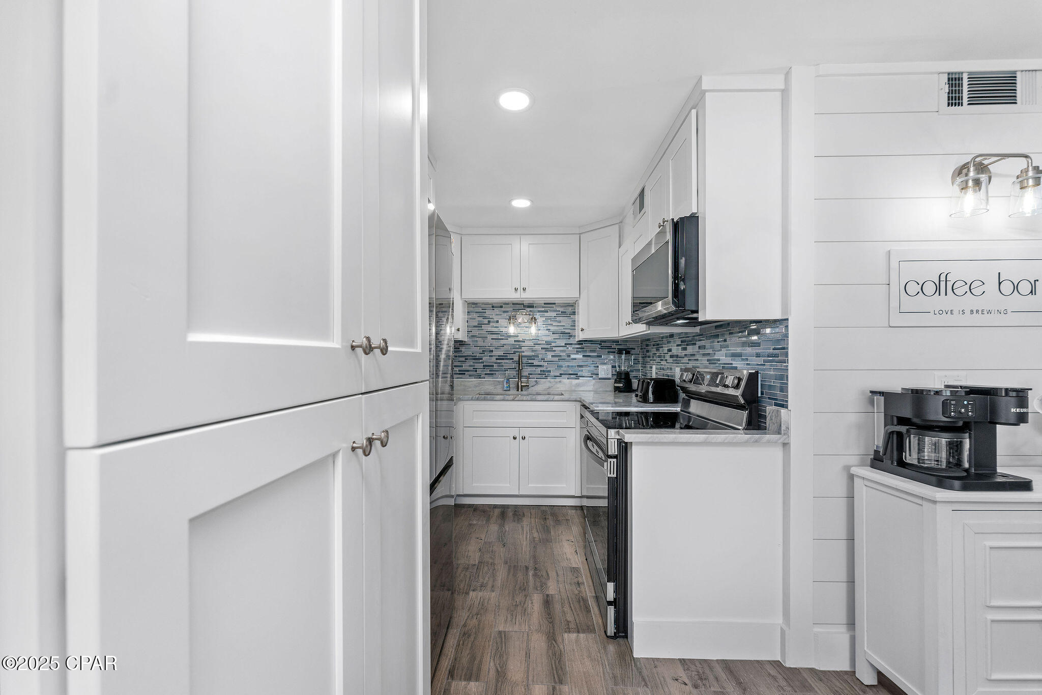 8743 Thomas Drive #1110, Panama City, Florida image 16
