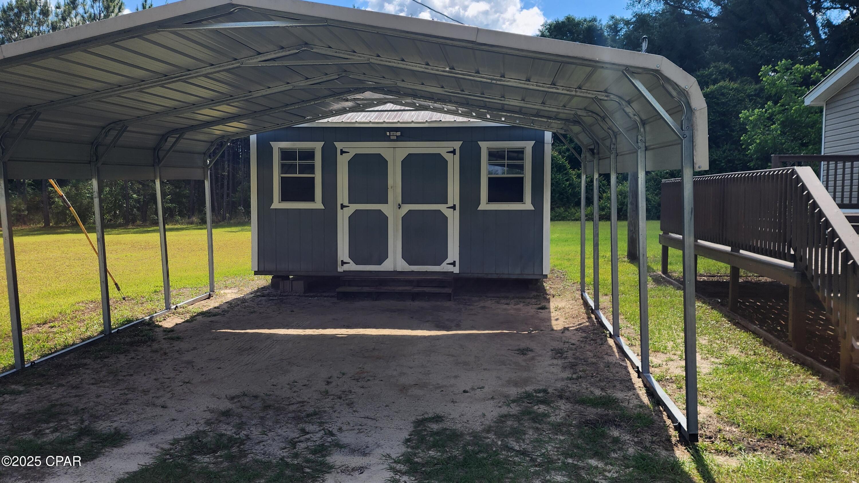 Listing photo id 31 for 4670 Bartow Road